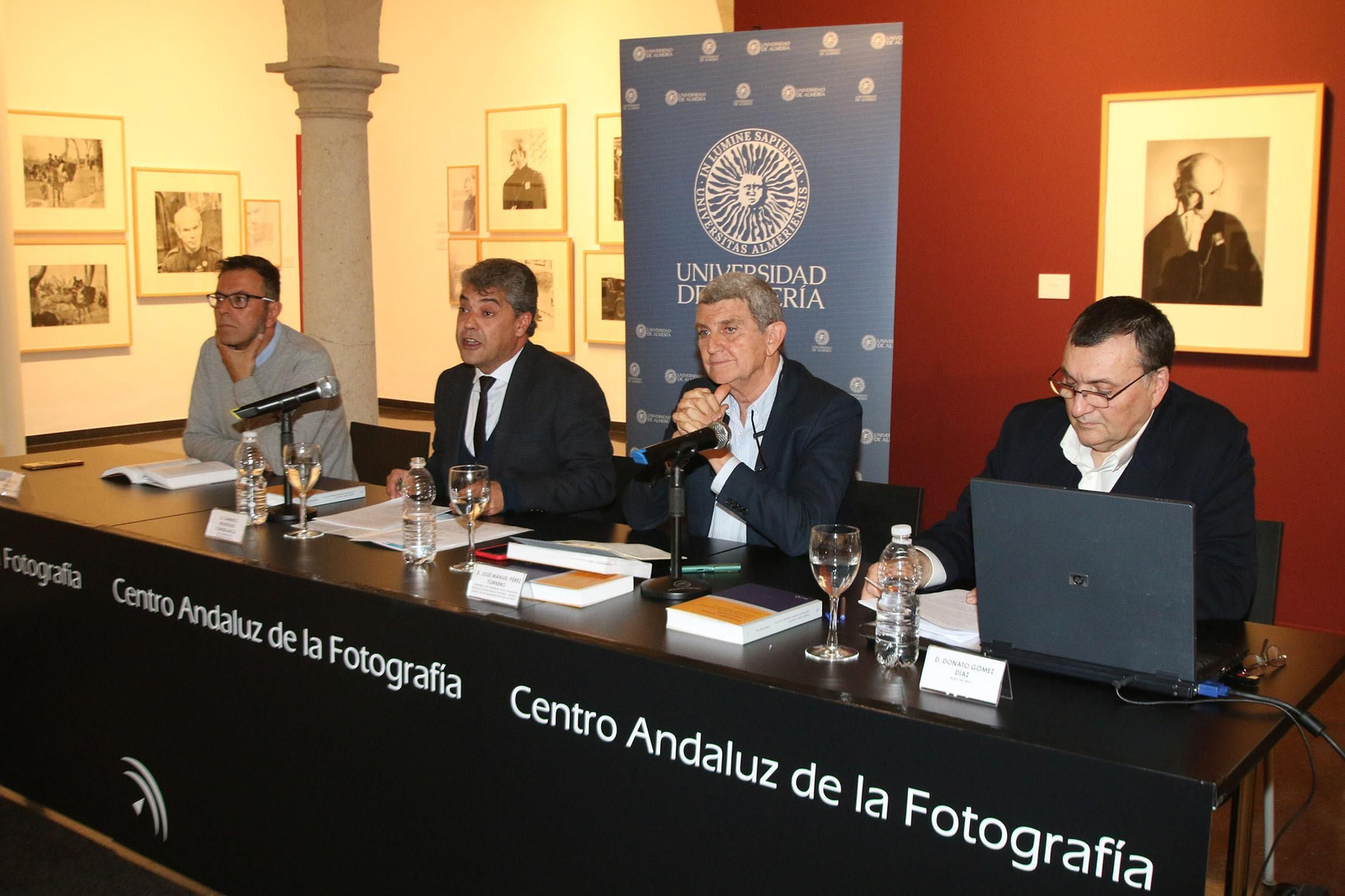 Acto de presentación del libro de Donato Gómez en la sede del CAF