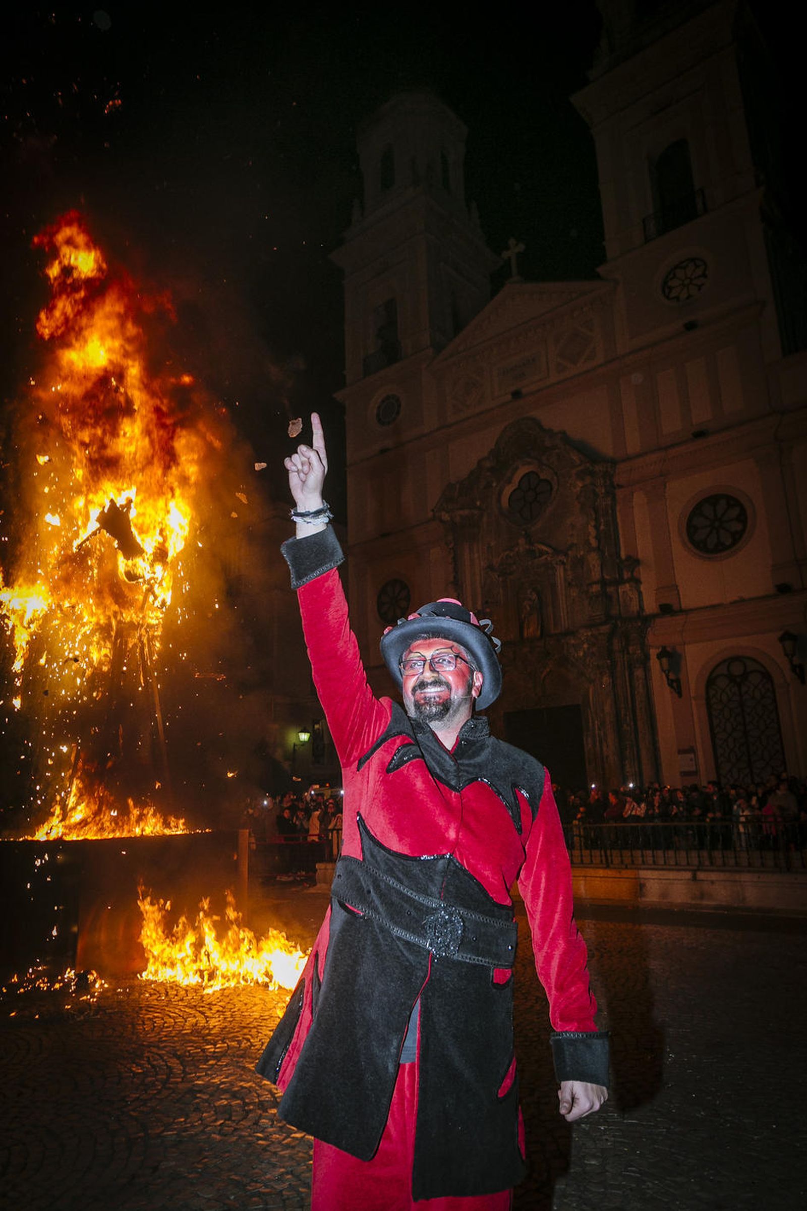 Las imágenes del pregón de Momo de Vera Luque