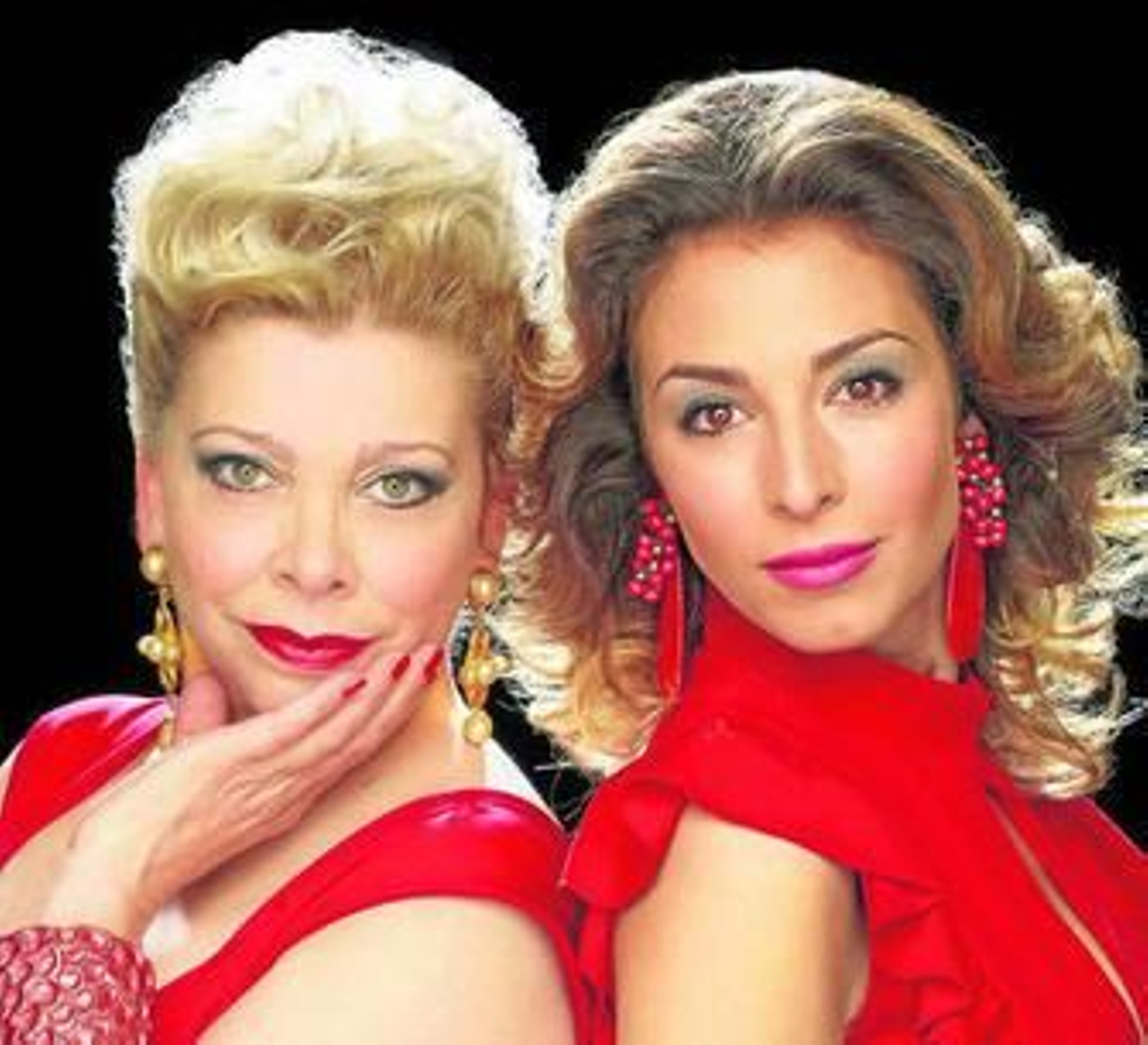 Kiti Mánver y Gisela, dos de las protagonistas de la obra que se representa a las 21.00 horas en el Teatro Falla.