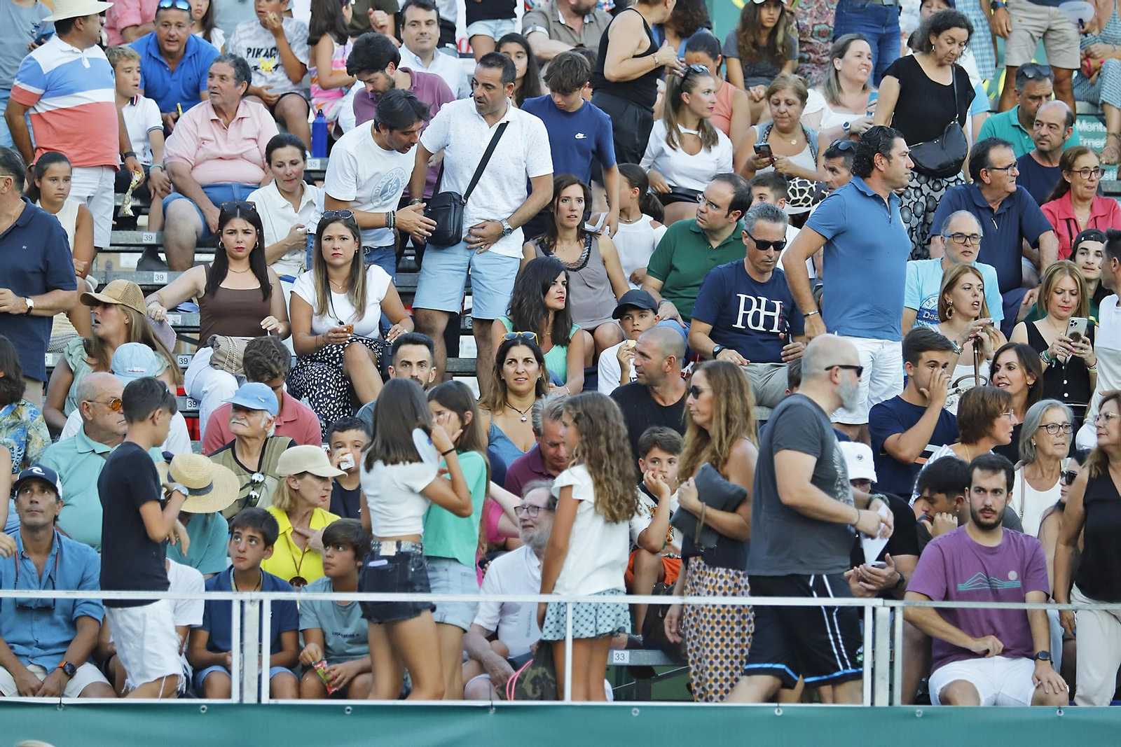 Imágenes del ambiente en la final femenina de la Copa del Rey de tenis de Huelva
