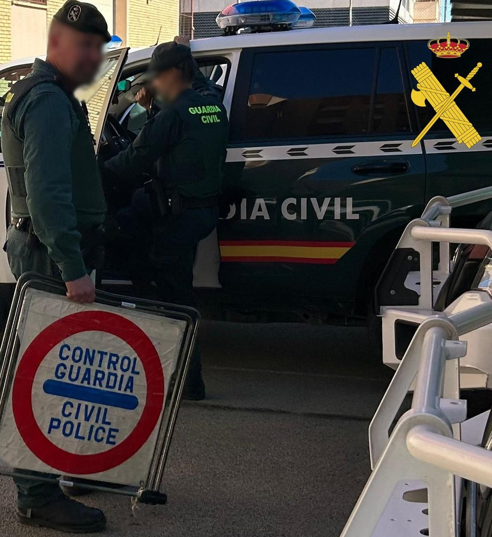 Agentes de la Guardia Civil.