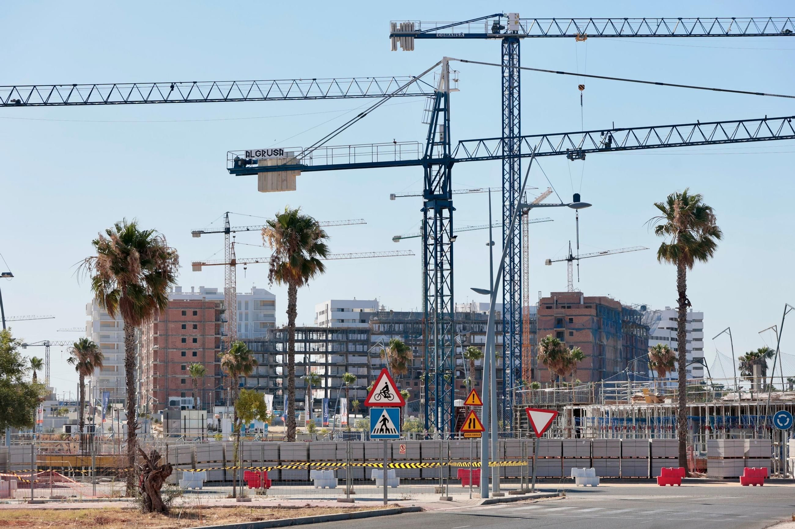 Así crecen de forma imparable las viviendas nuevas de Entrenúcleos (Dos Hermanas)