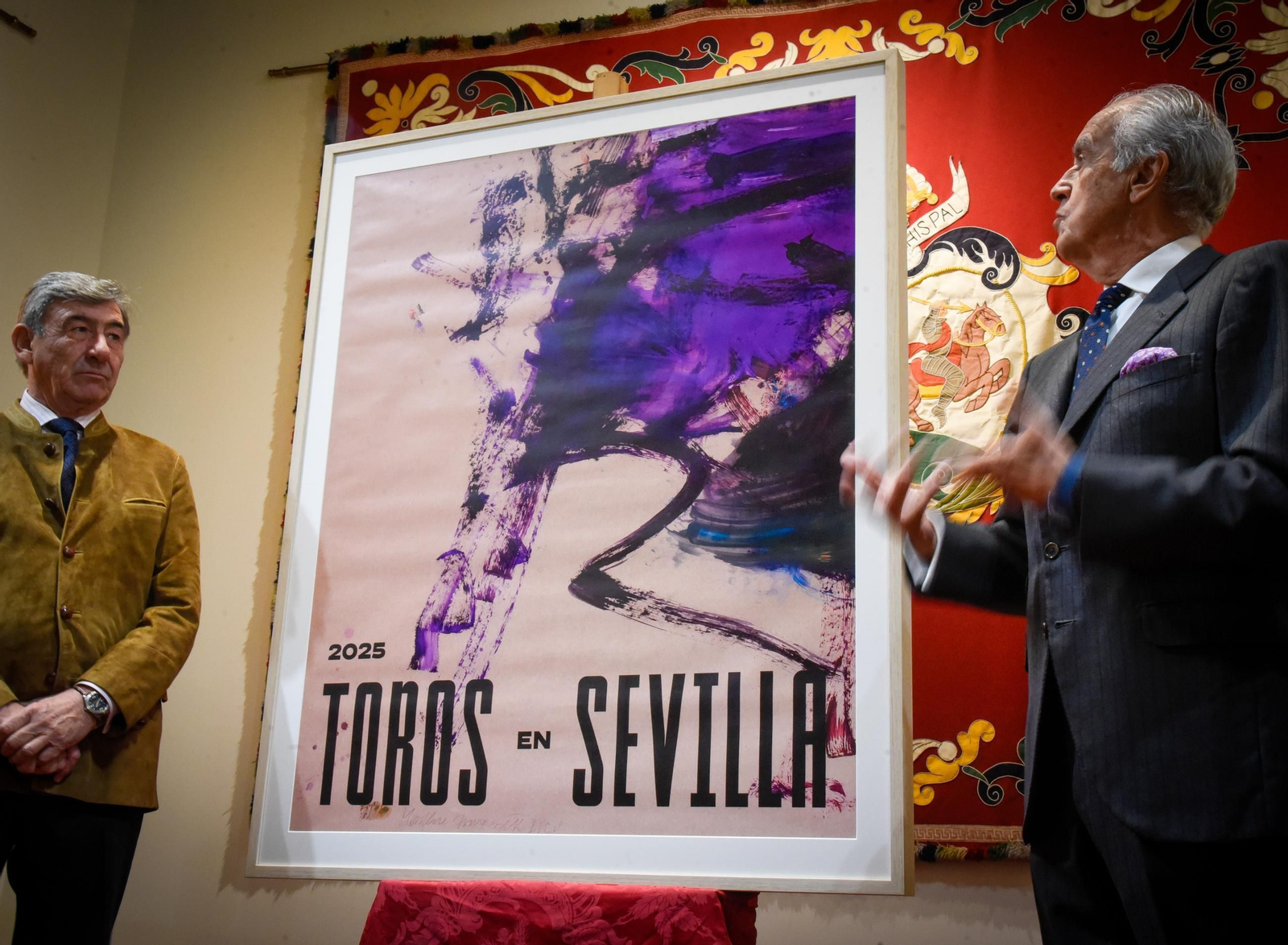 Presentación del cartel pictórico de la temporada taurina 2025, de la artista Martha Jungwirth