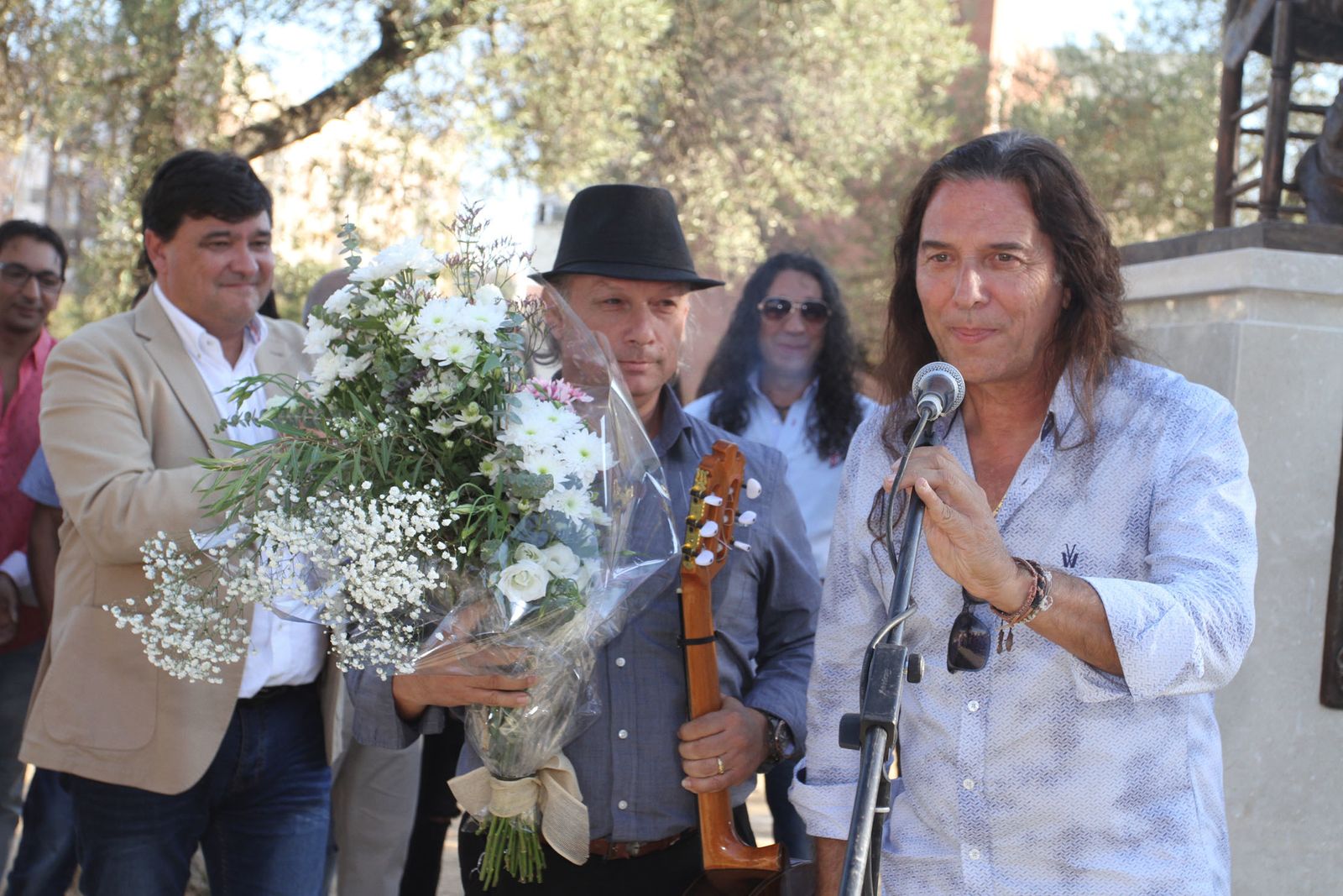 Inaguración del monumento al Niño Miguel.
