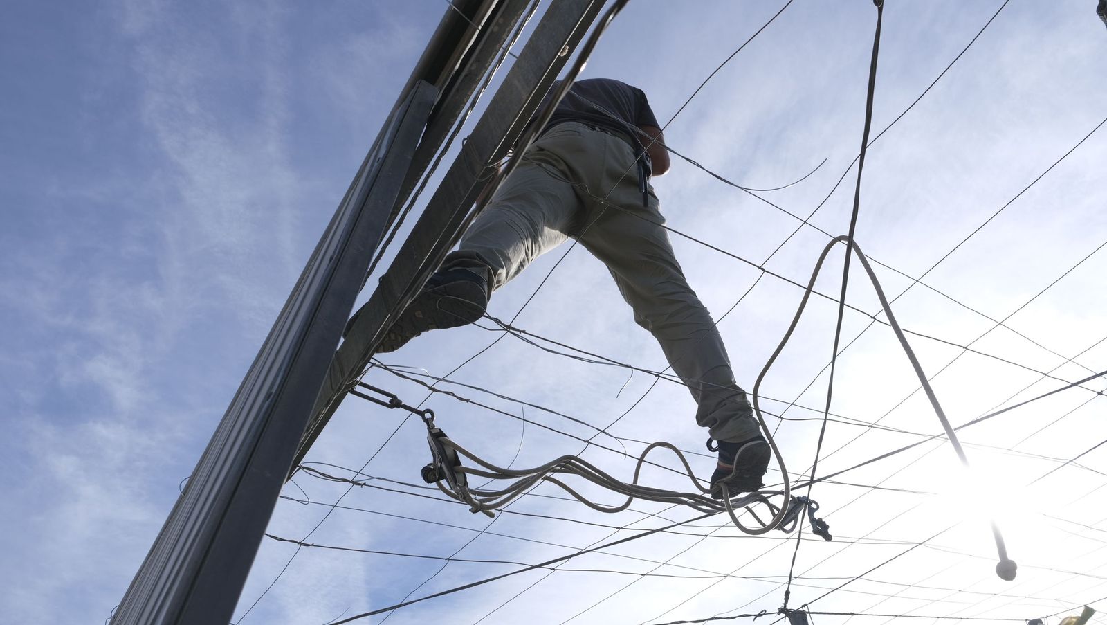 Los efectos del temporal de viento en los invernaderos, en imágenes