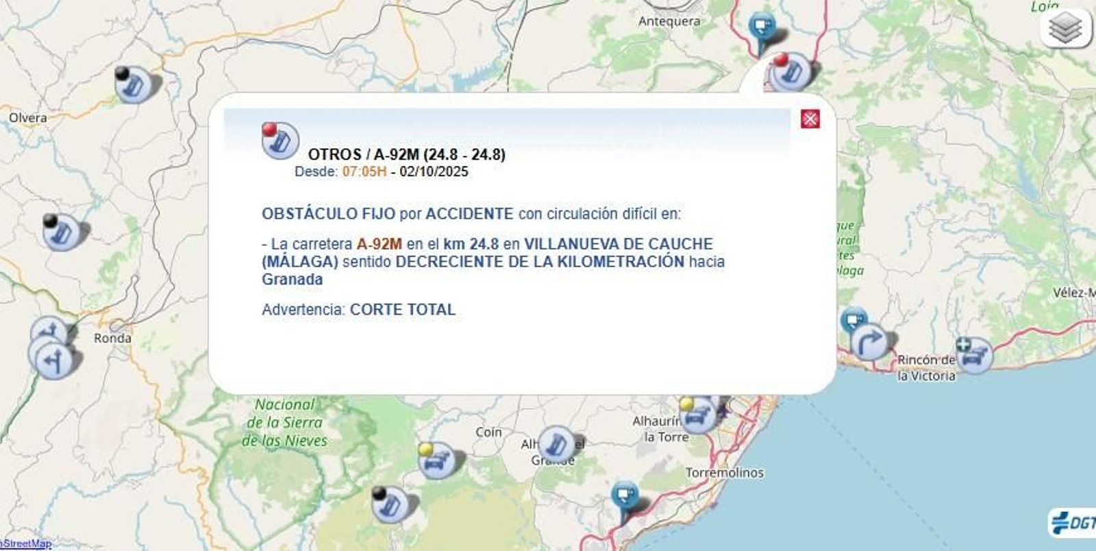 Mensaje del aviso del corte total de la carretera en Villanueva del Trabuco de la DGT.
