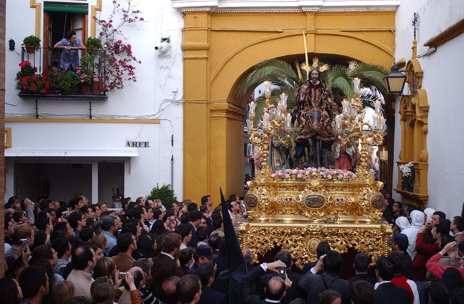 Las mejores imágenes del Santo Entierro Grande de 2004