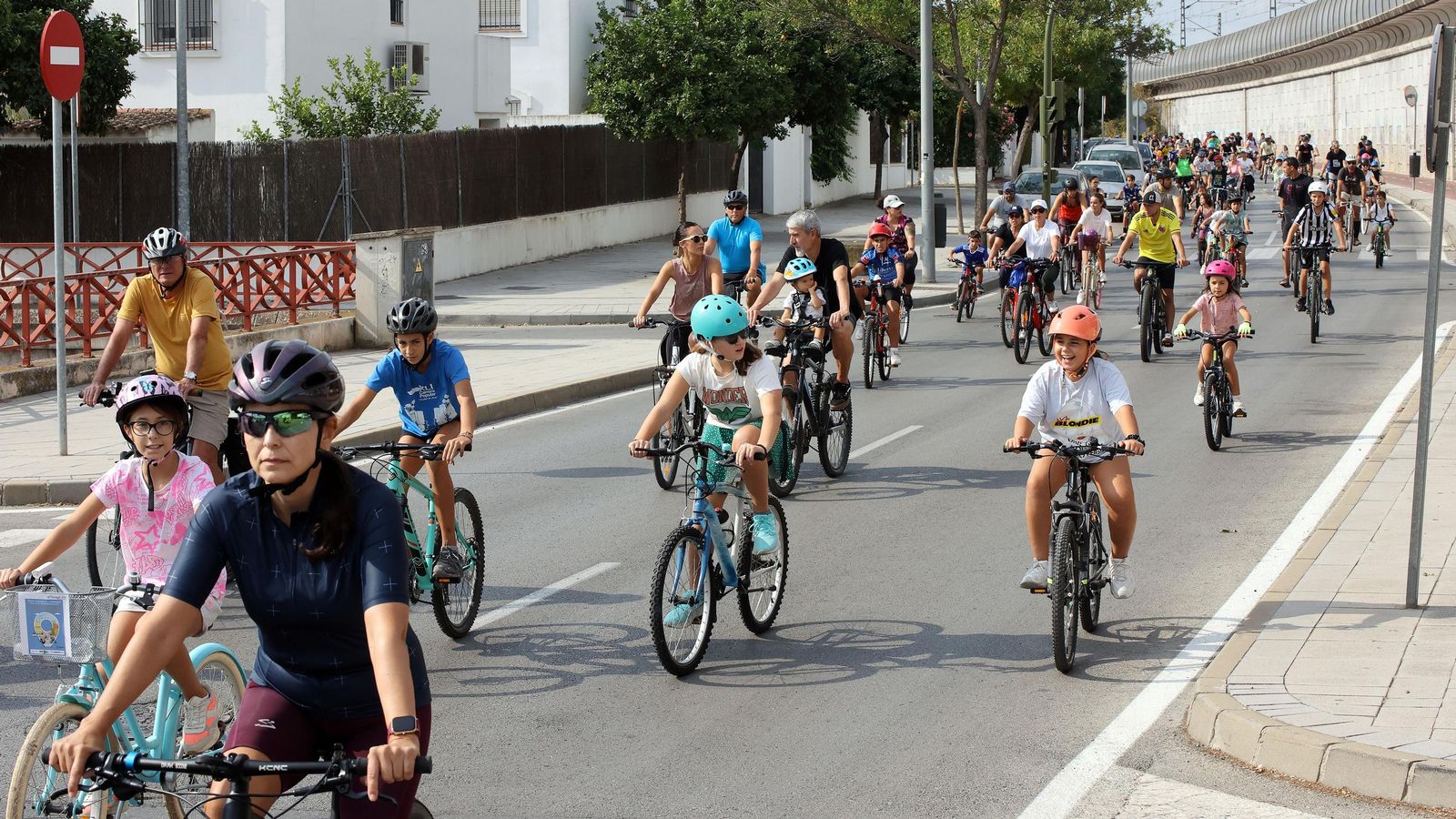 Búscate en el Día de la Bici Amistad por Jerez