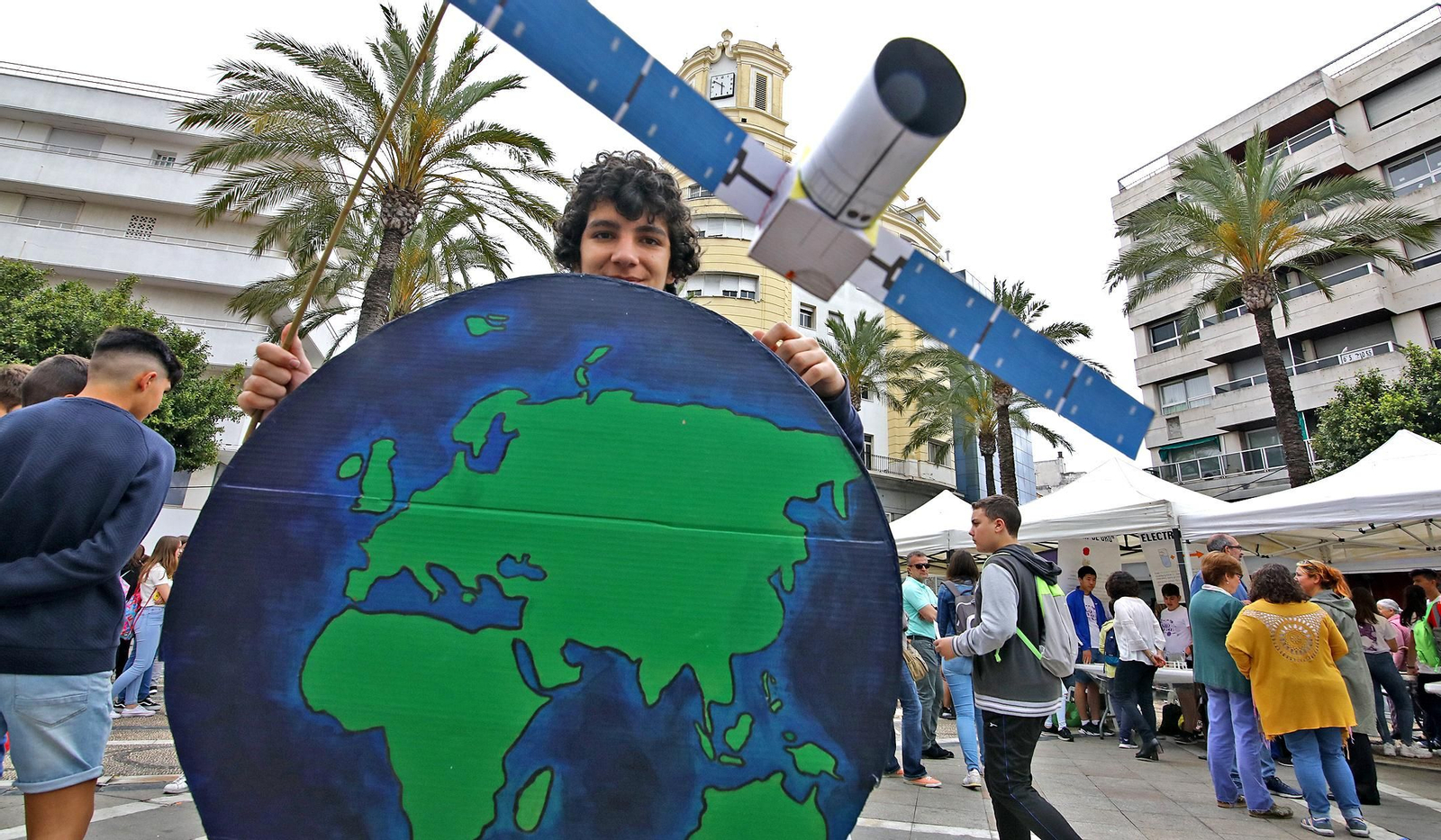 Imágenes de la VII Feria de la Ciencia en la Calle