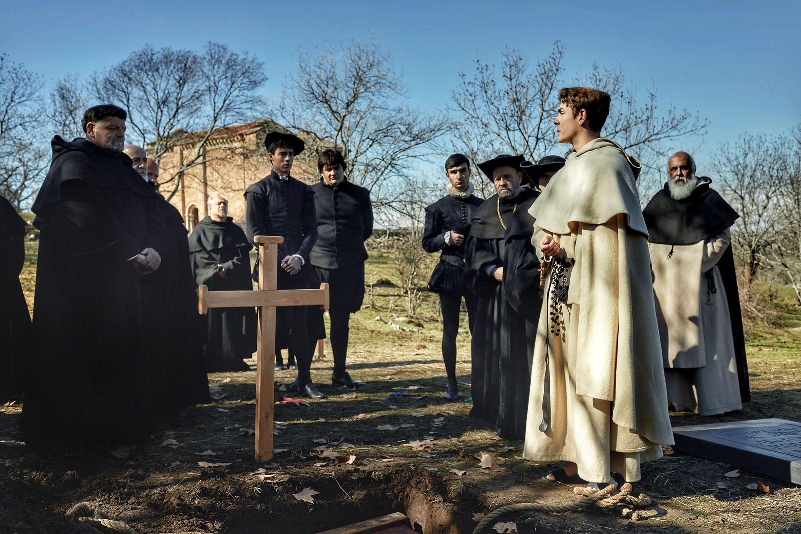 El joven actor Patrick Criado interpreta a Fray Luis de León en esta 'tv-movie' que llegará a TVE tras el verano.