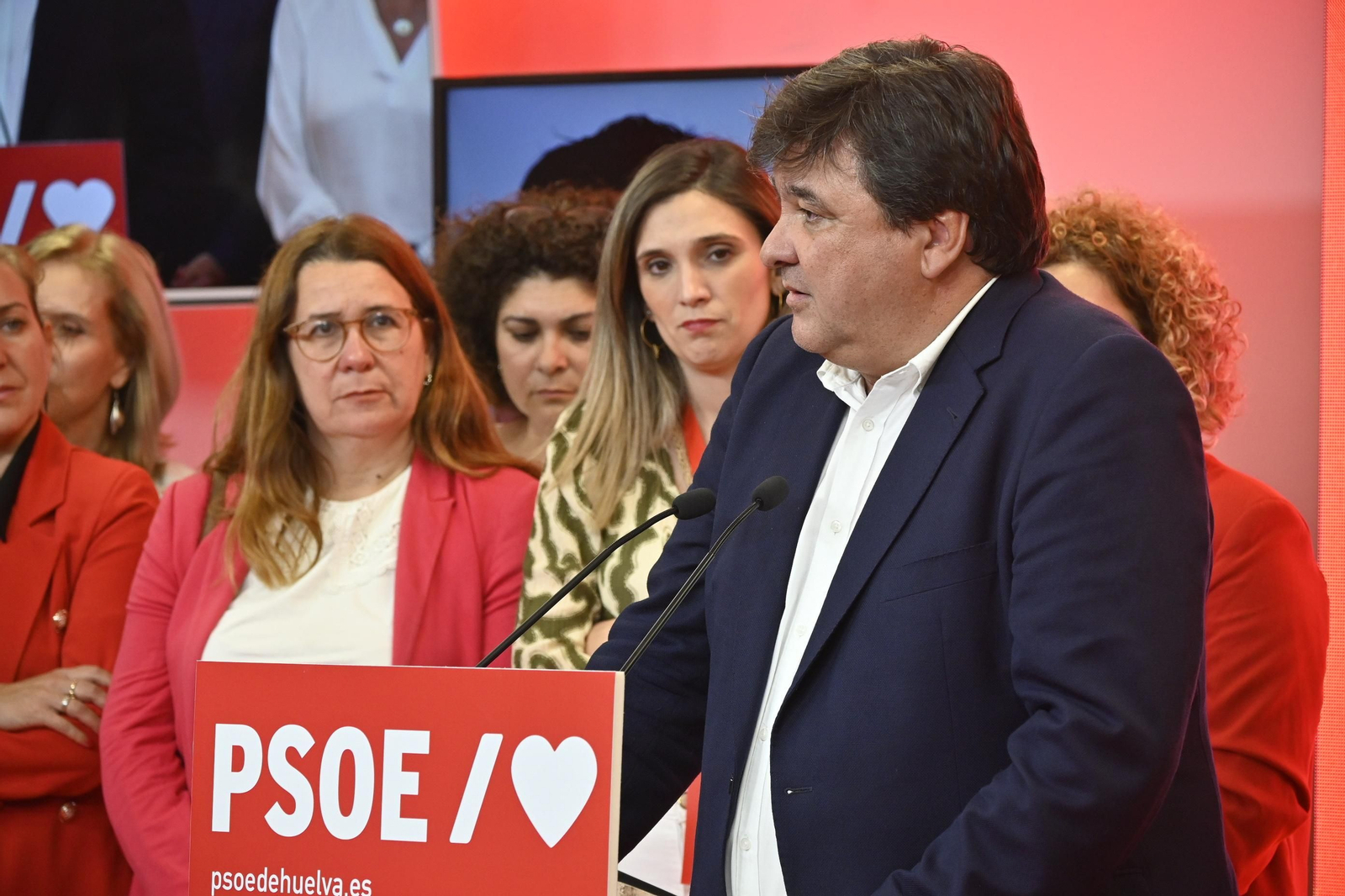 Imágenes del PSOE tras las elecciones municipales en Huelva