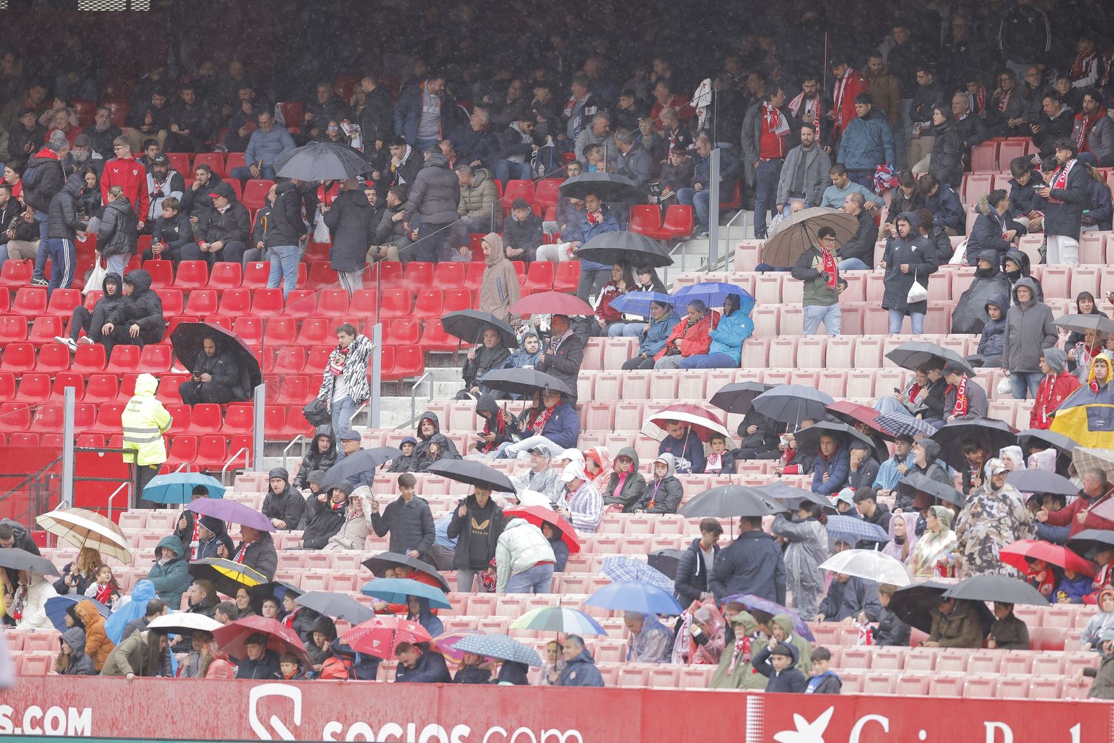 Búscate en las fotos del Sevilla FC - Levante