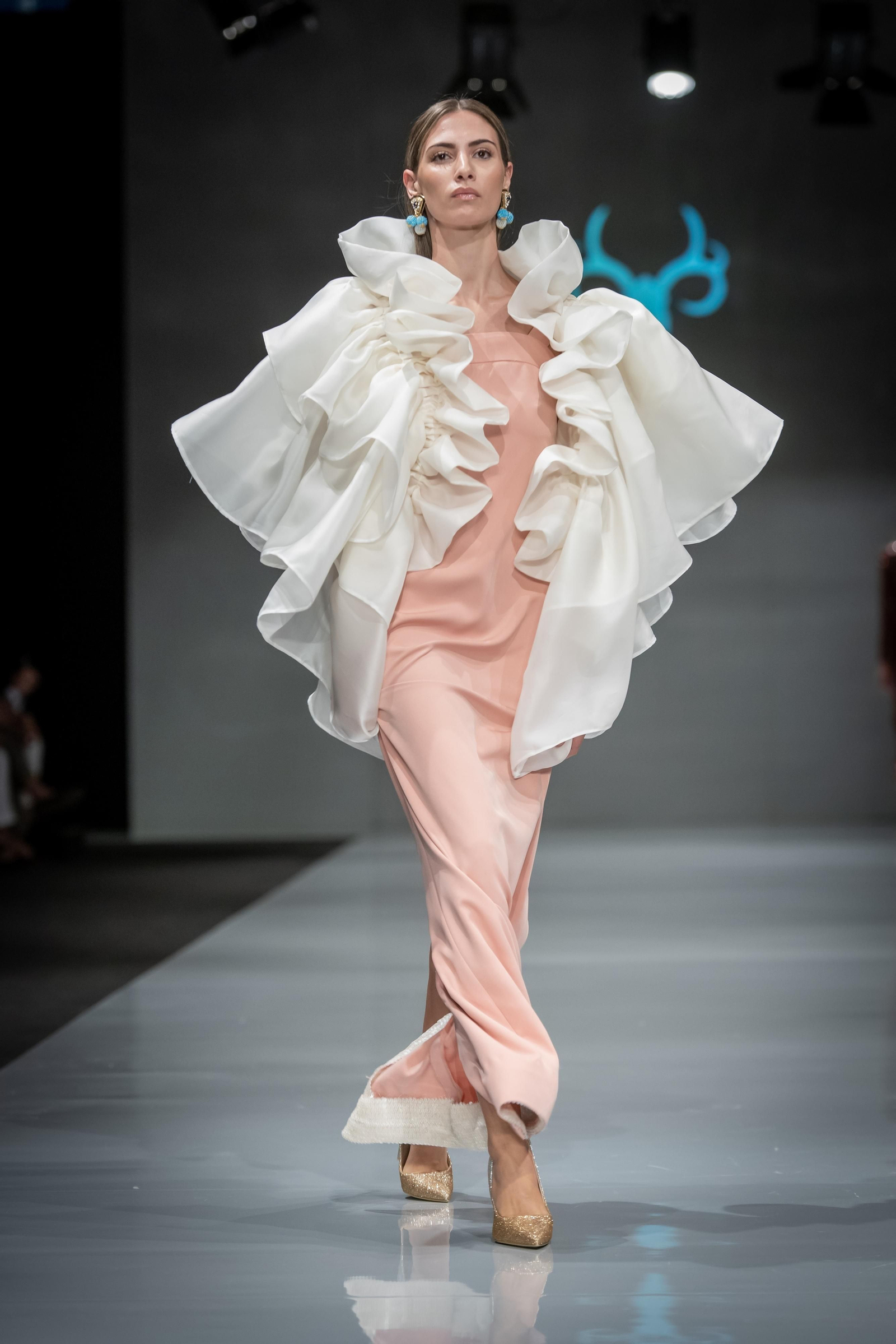 Raíces, una revisión a los orígenes del diseñador Julián Ortiz a través de la moda