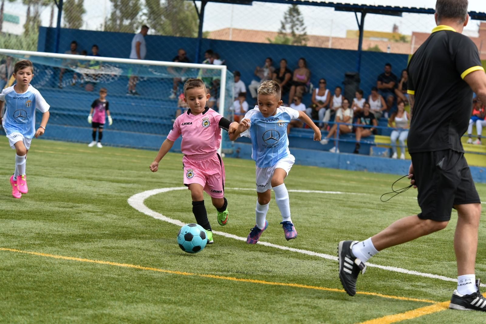 El Atlético Zabal derrota a los vándalos