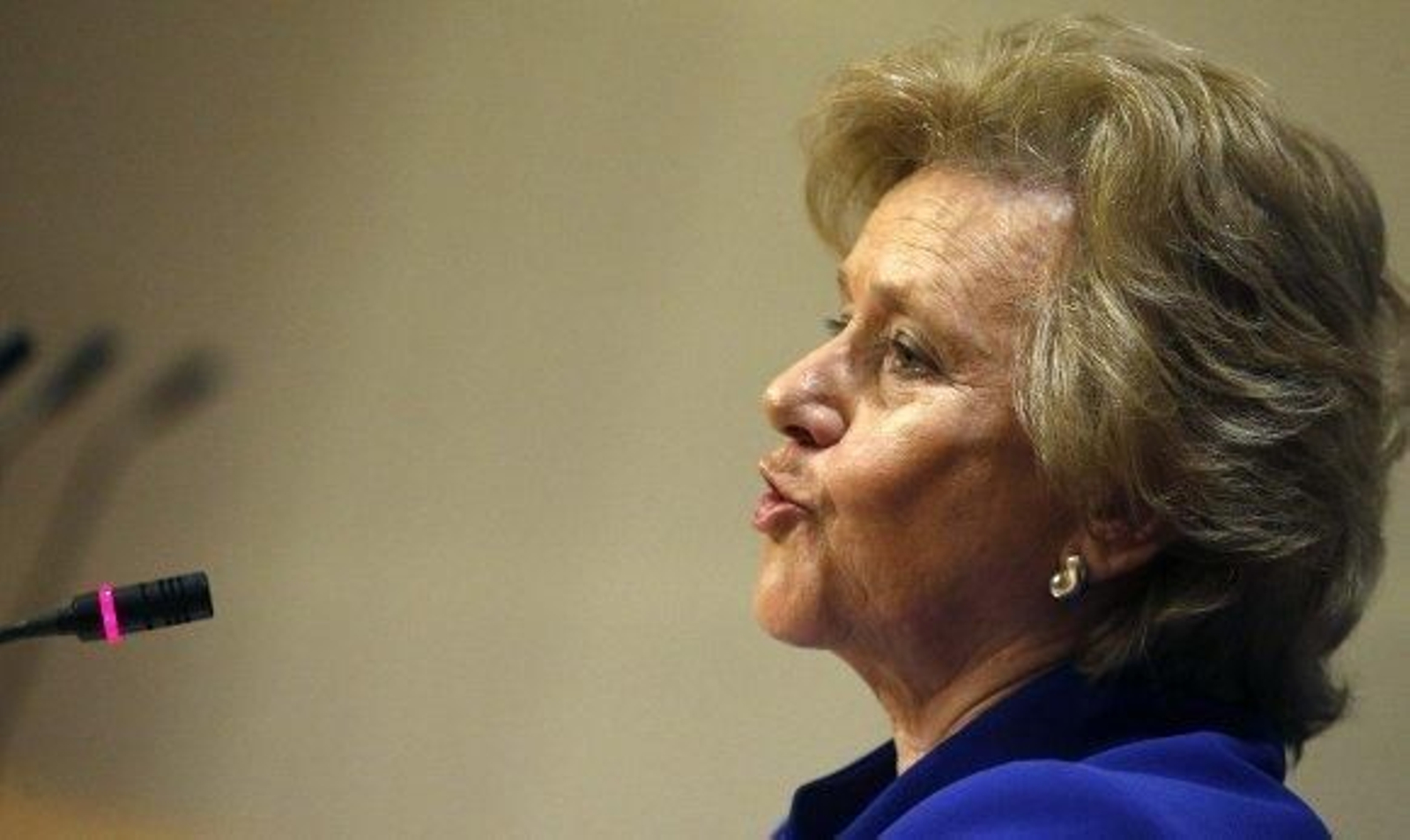 La Defensora del Pueblo cree que el uso de pelotas de goma en Ceuta no fue "prudente"