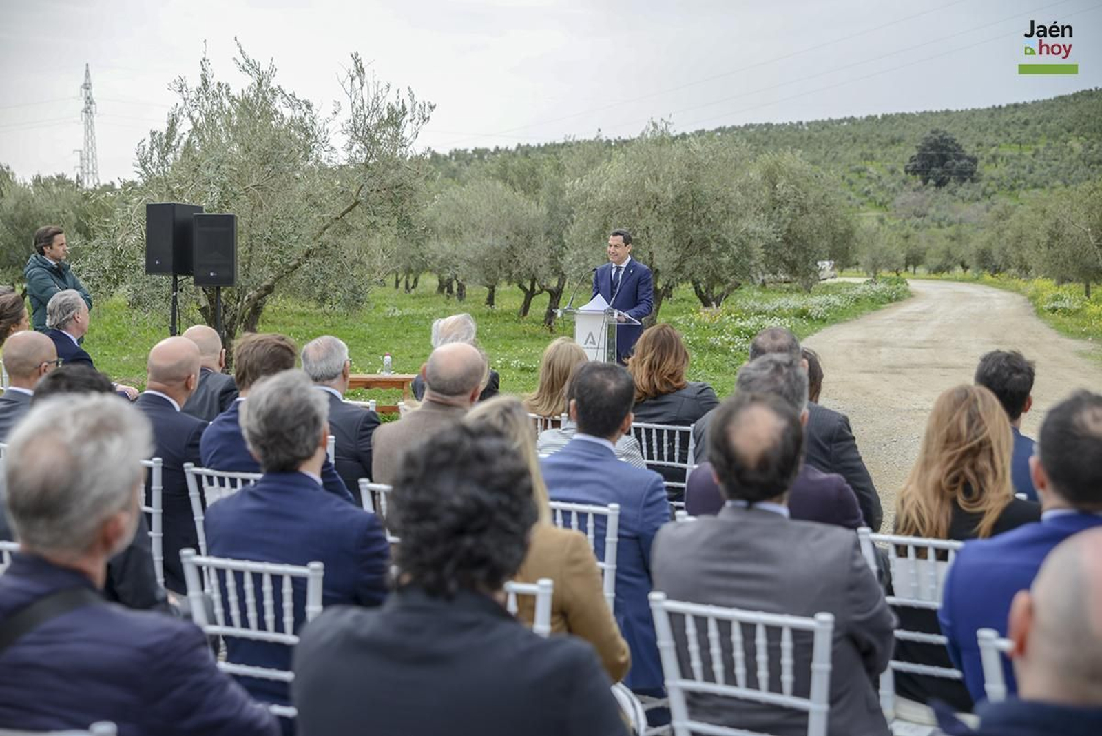 Inauguración de la planta fotovoltaica flotante en el Cortijo Conde de Guadiana de Úbeda.