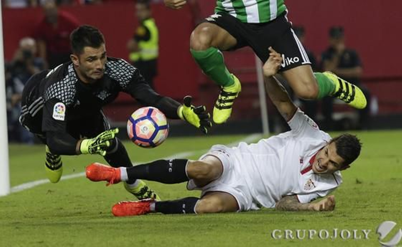 Fotos: Antonio Pizarro y Juan Carlos Muñoz