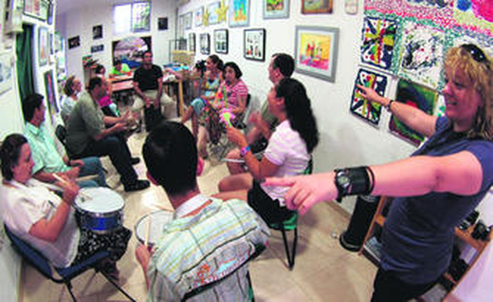 Desde Capacitarte están mejorando la coreografía de 'Miradas'.