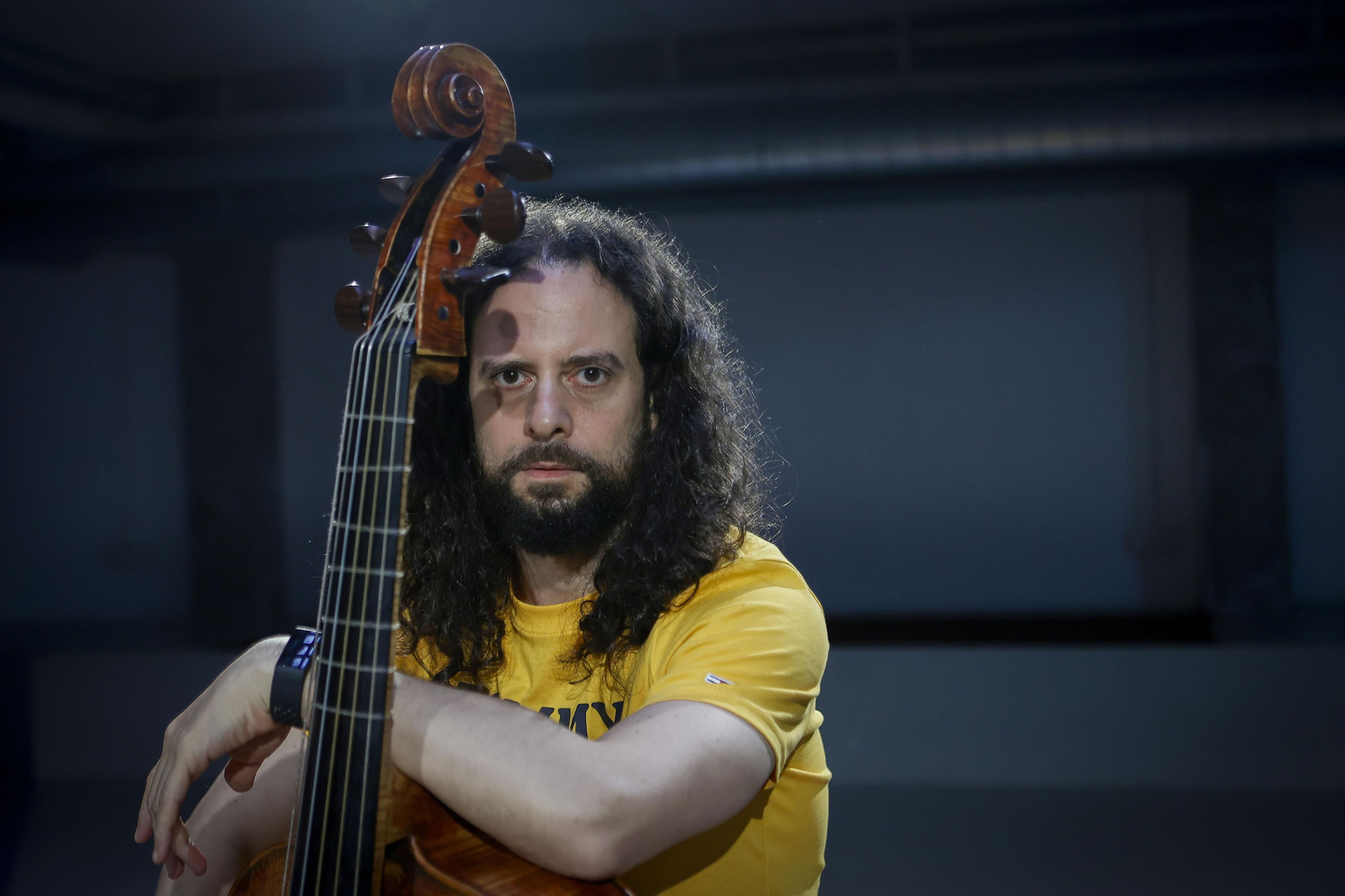 Fahmi Alqhai en su estudio del centro de Sevilla