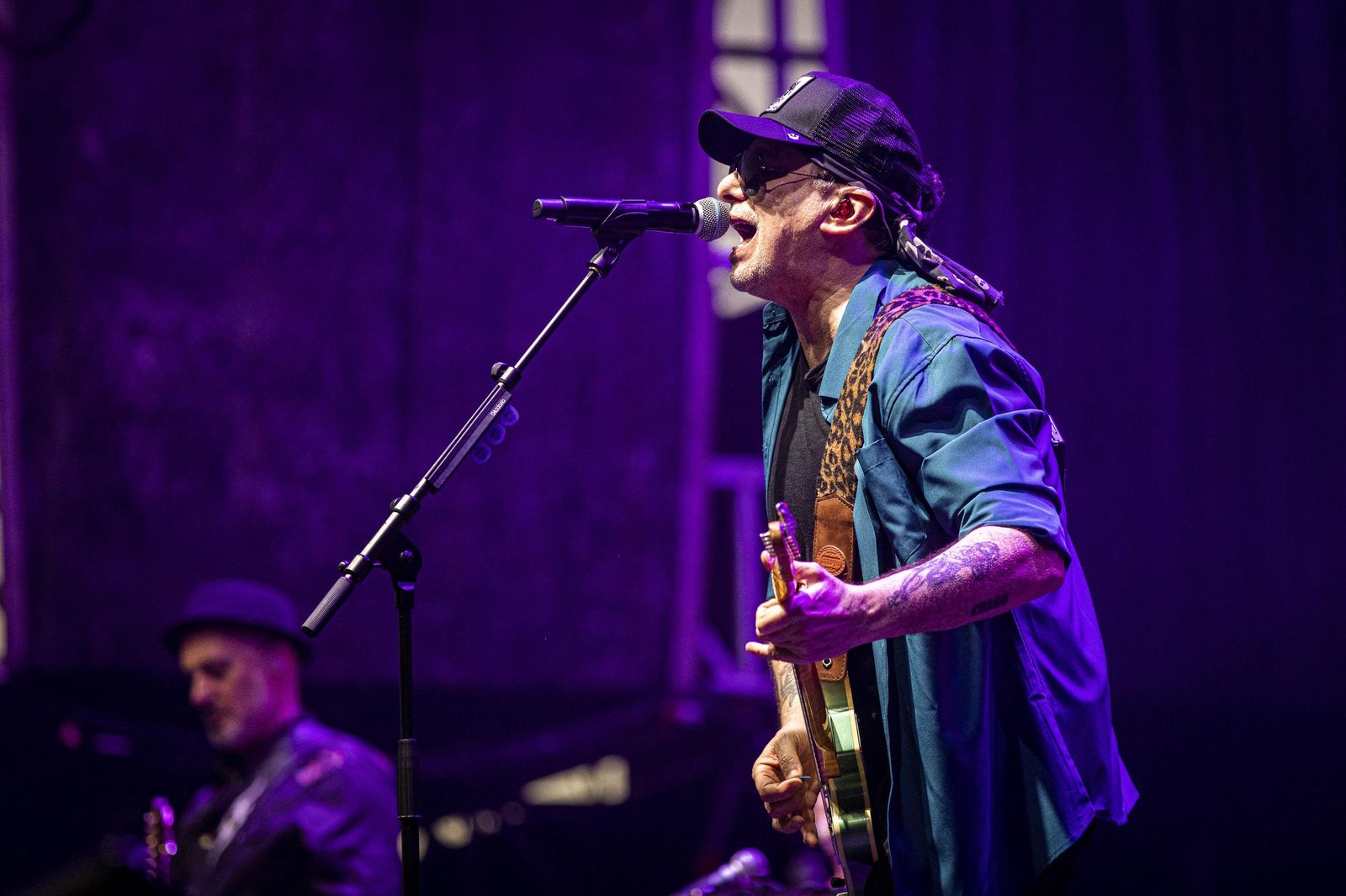 Búscate en el concierto de Andrés Calamaro en el Bahia Sound de San Fernando