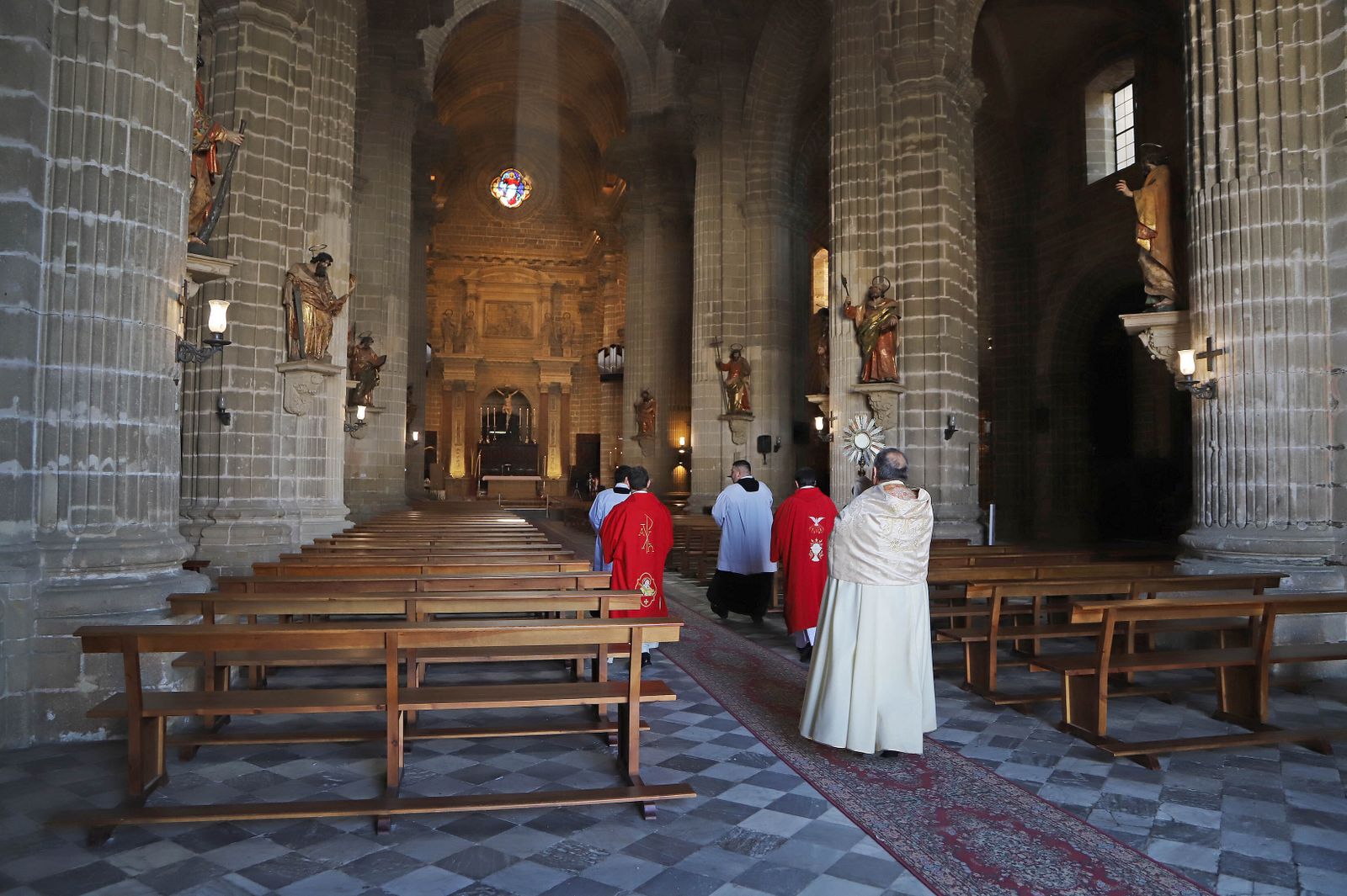 Coronavirus, imágenes del Domingo de Ramos en Jerez