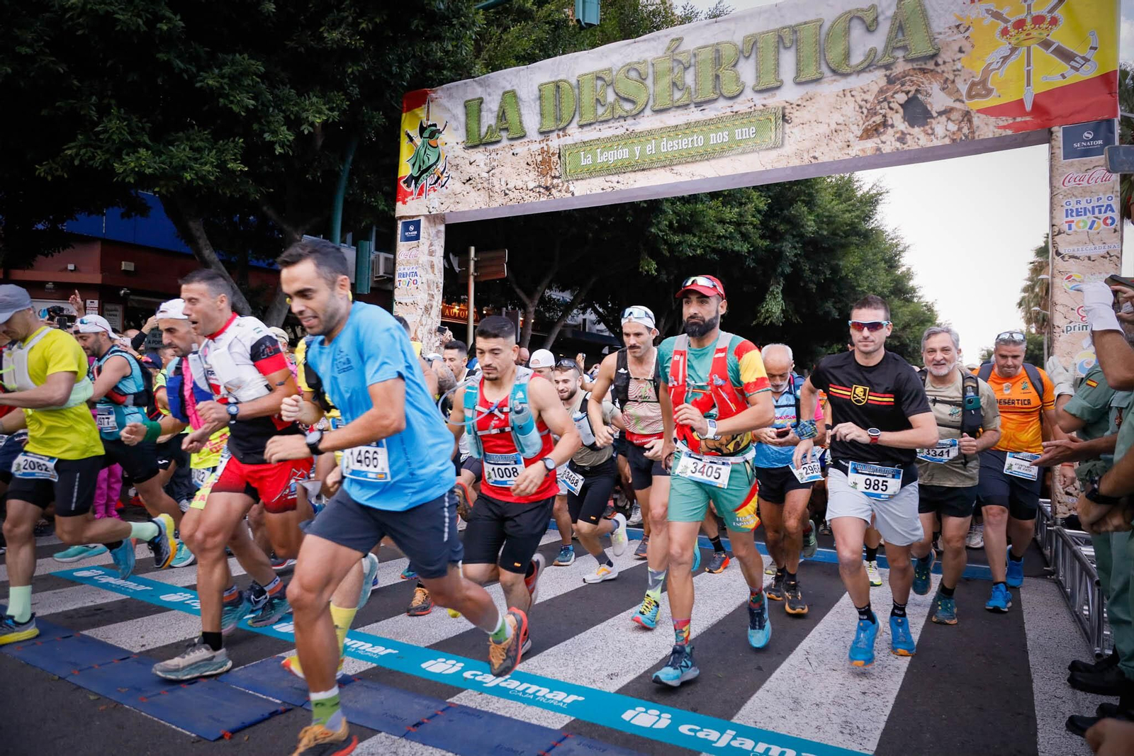 Salida de la carrera a pie este sábado de La Desértica desde la Avenida Federico García Lorca.