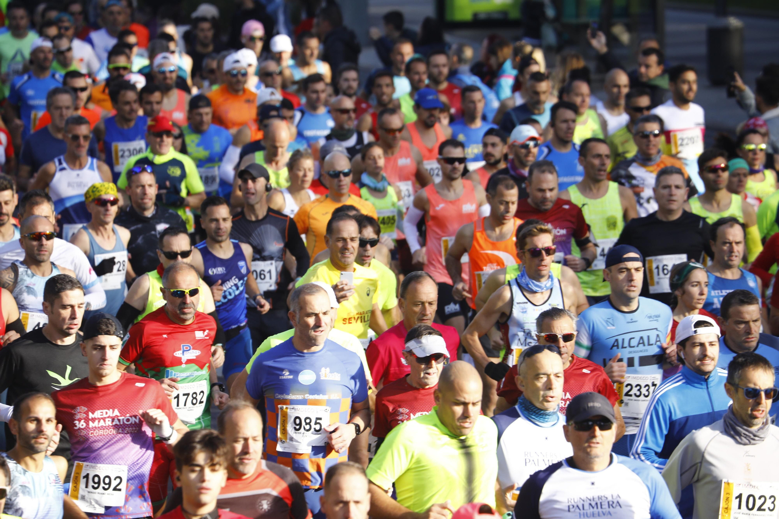 Las imágenes de la salida de la 36 Media Maratón de Córdoba