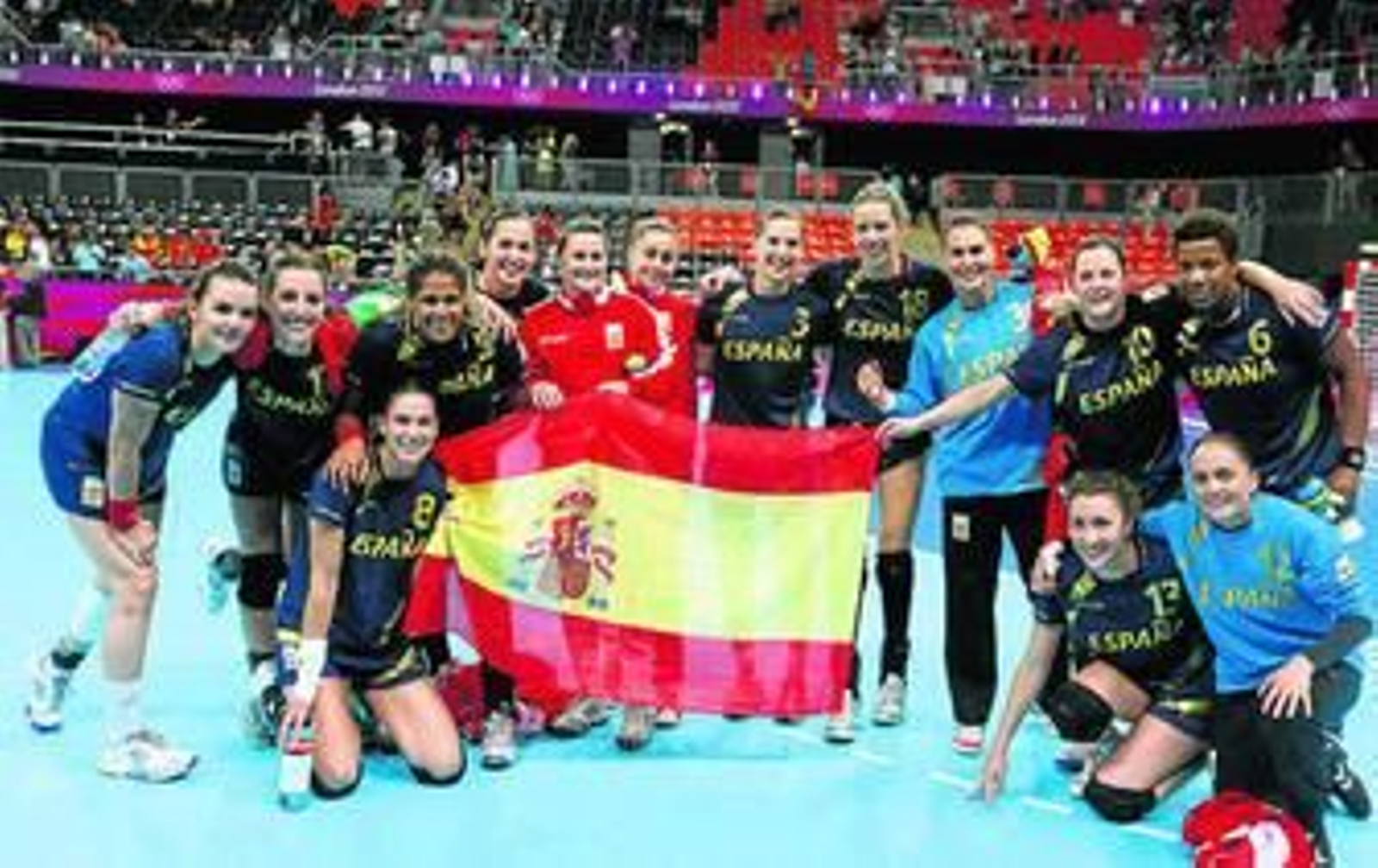 Las jugadoras españolas celebran la victoria ante Corea del Sur.
