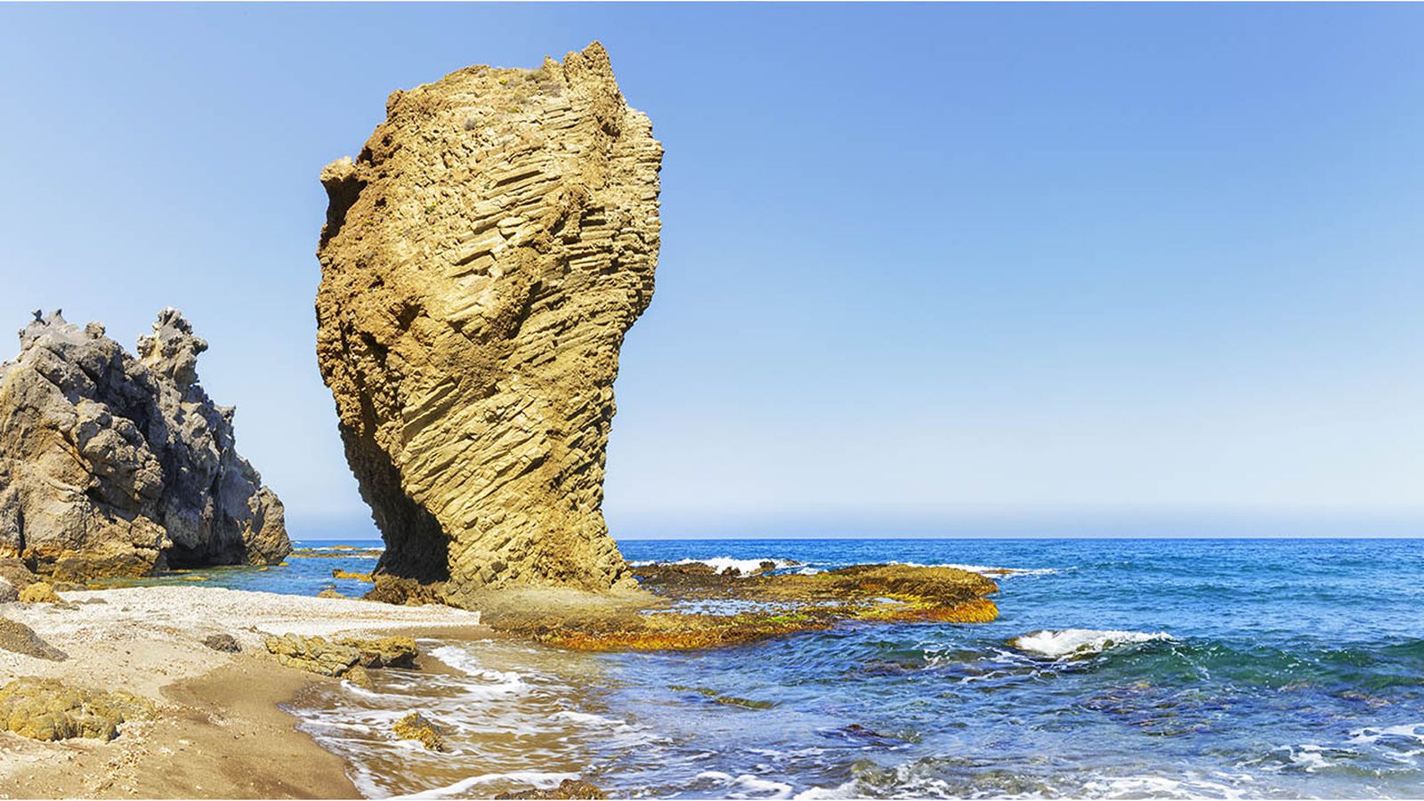 Cala del Sombrerico, una de las imágenes icónicas de Mojácar