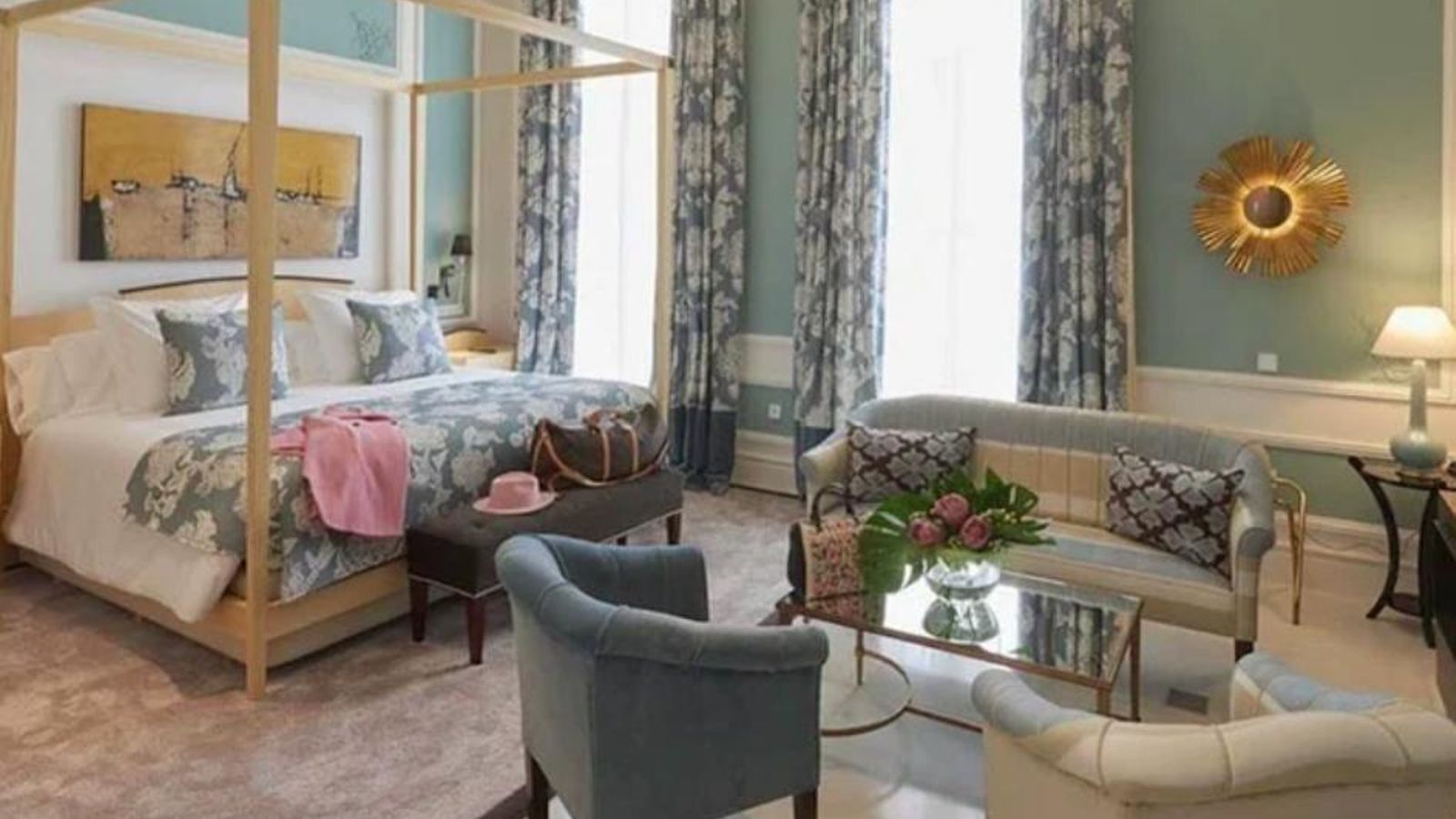 Habitación Casa Palacio María Luisa, en Jerez.