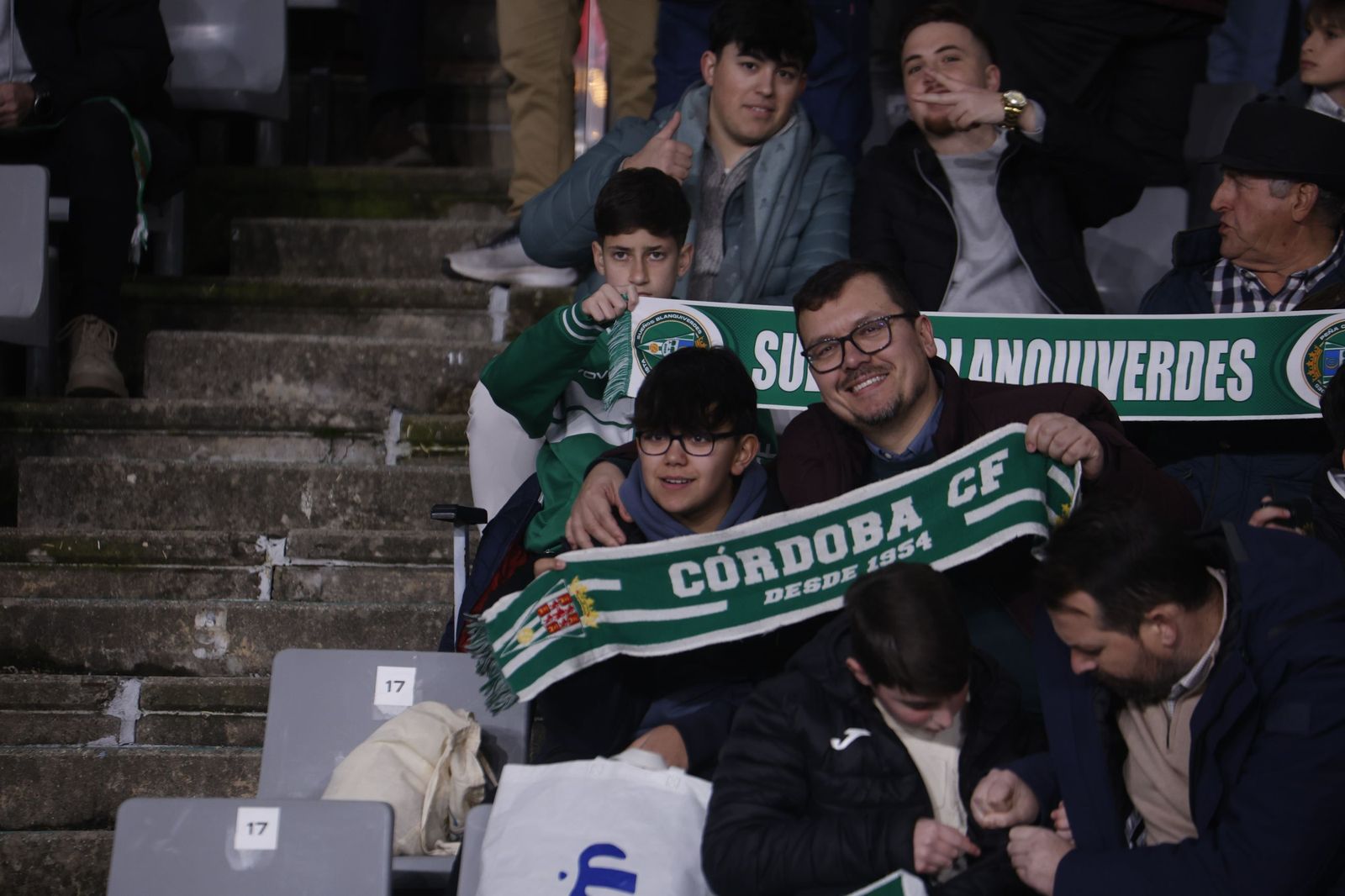 Las mejores fotos del ambiente en El Arcángel para el Córdoba CF - Valladolid