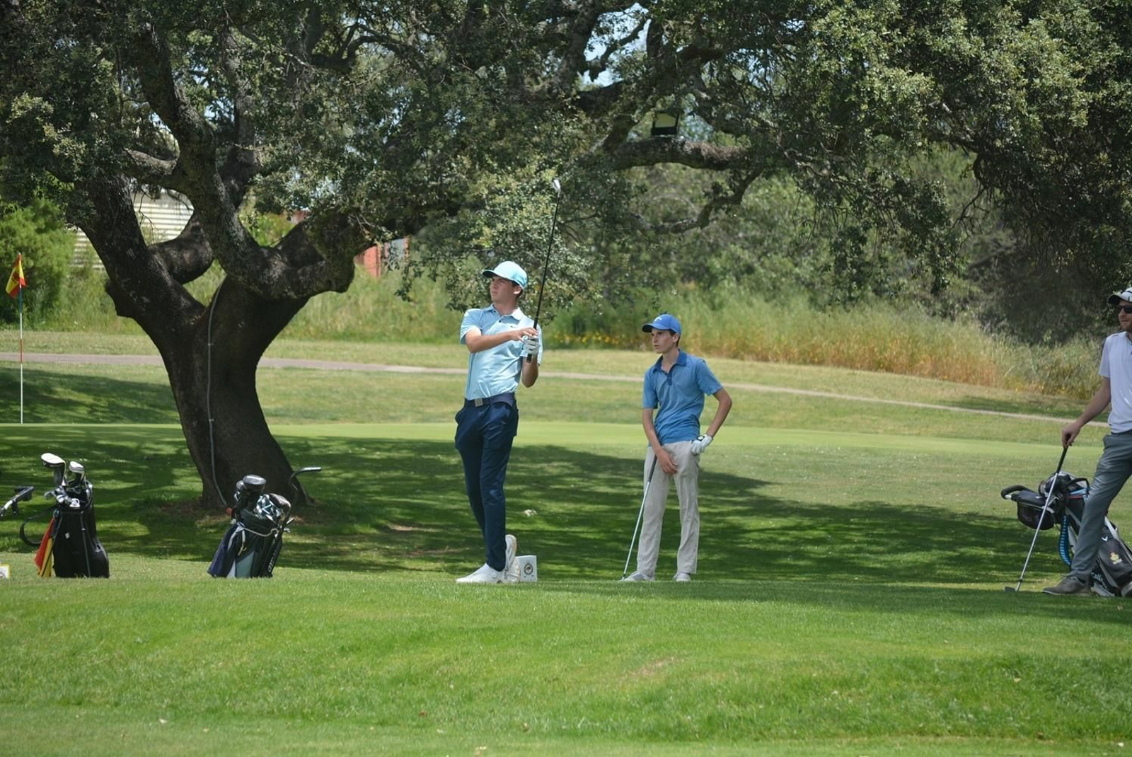 El cadete Pablo Díaz, durante su salida en el hoyo 1.