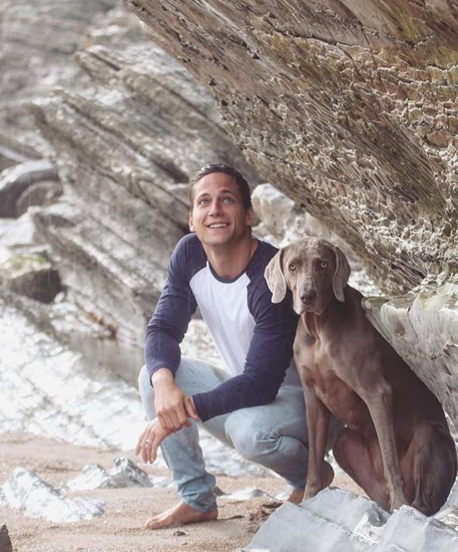 El joven vasco tiene verdadera pasión por su perra, Noa.