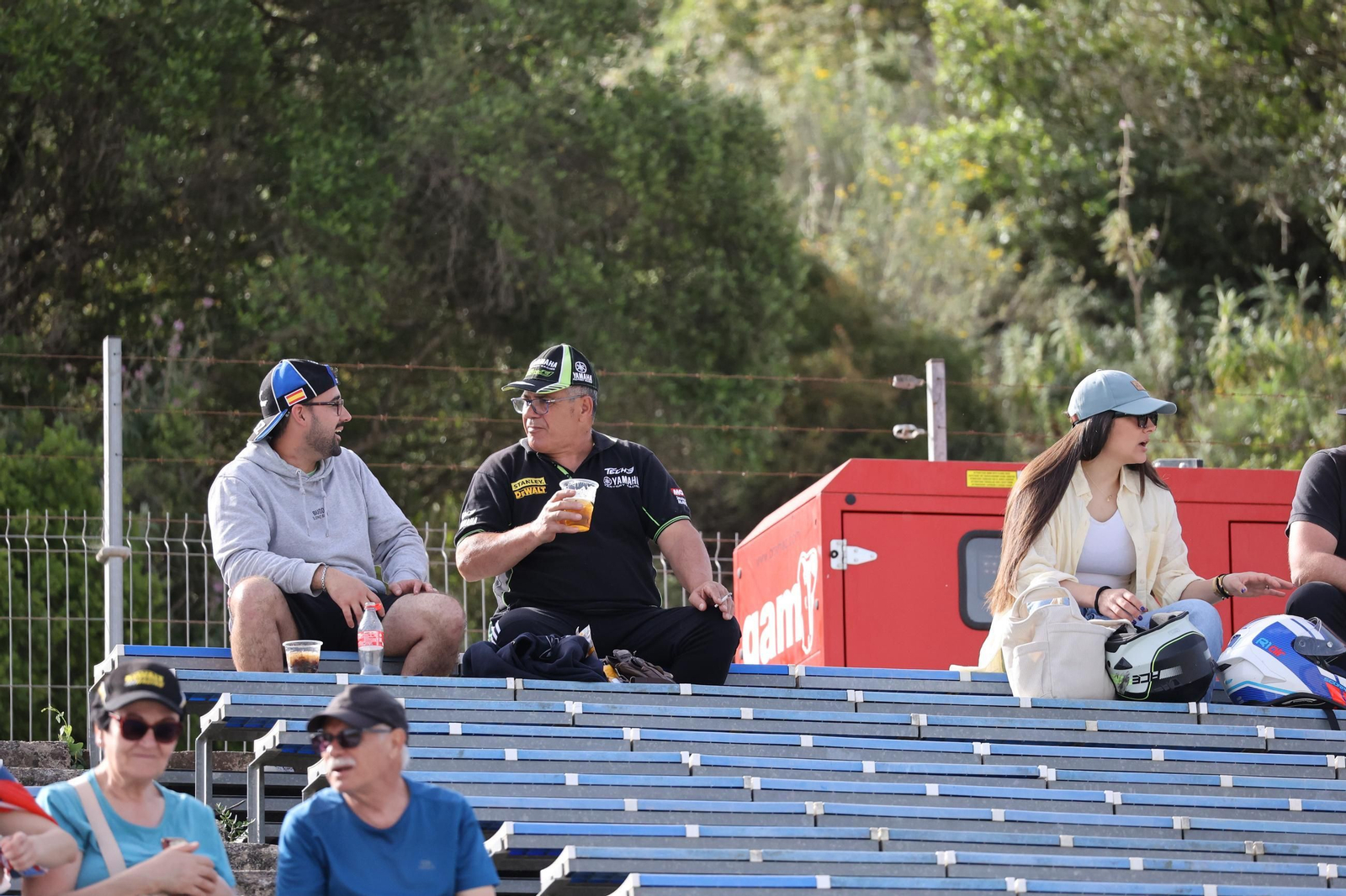 Ambiente del viernes en las gradas del Circuito de Jerez - Ángel Nieto