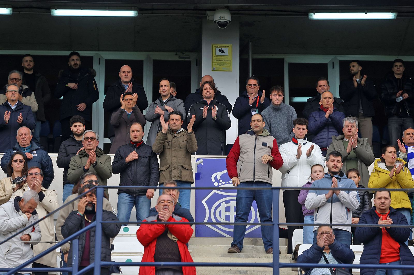 Búscate en las gradas del Nuevo Colombino durante el Recre-Almería B