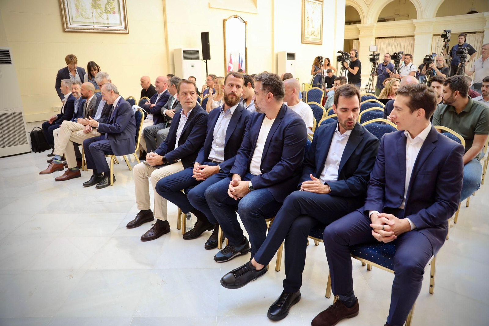 Las fotos del sorteo de Supercopa con mucho VIP: Duda, Carlos Suárez, Sergio Rodríguez...