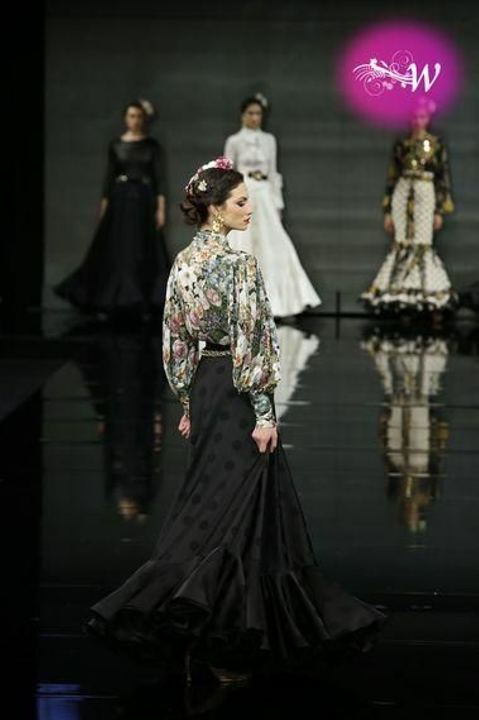 Carmen Vega presenta su colección en SIMOF 2020, todas las fotos de su desfile