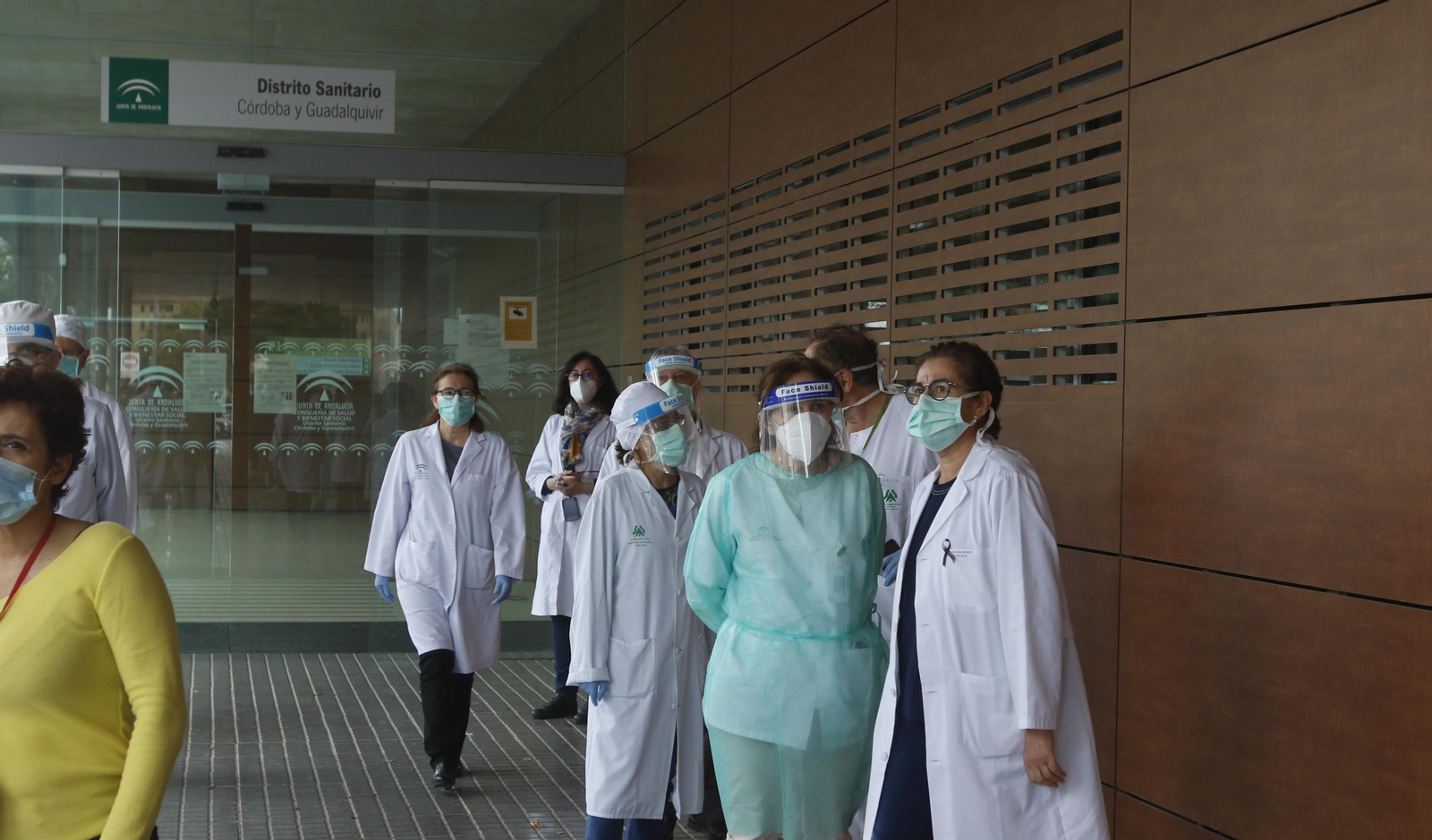 Las fotos del homenaje a los médicos fallecidos por el coronavirus celebrado en Córdoba Las fotos del homenaje a los médicos fallecidos por el coronavirus celebrado en Córdoba