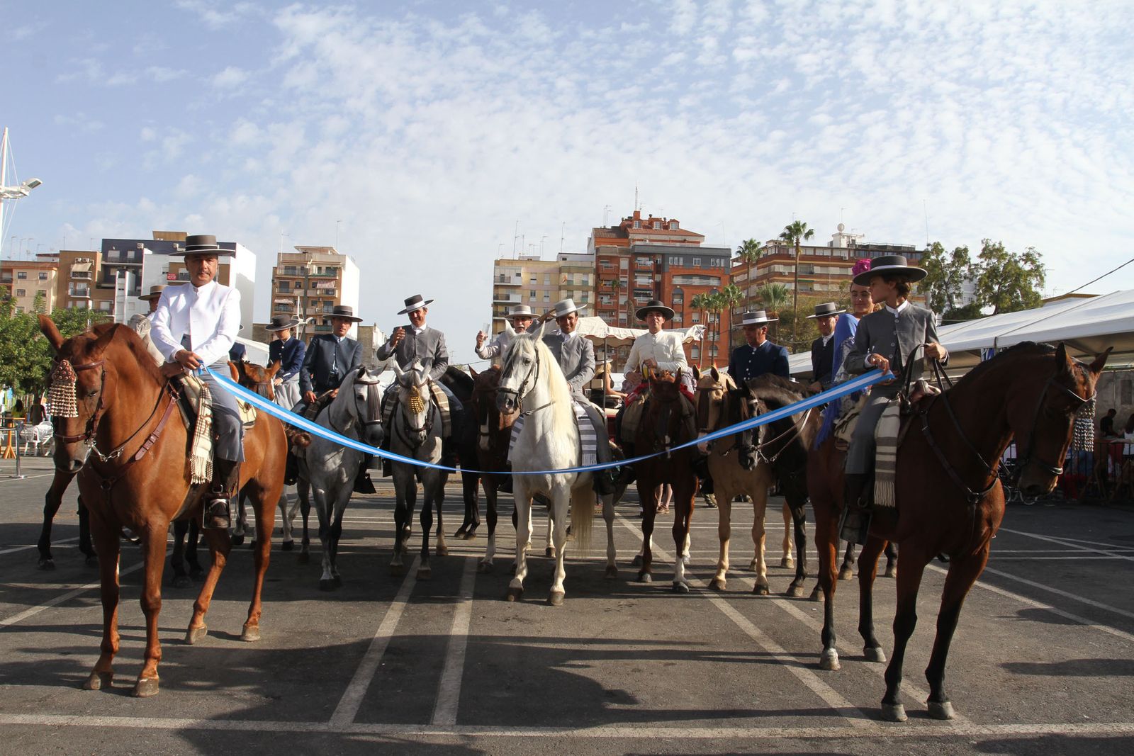 Al galope de la fiesta