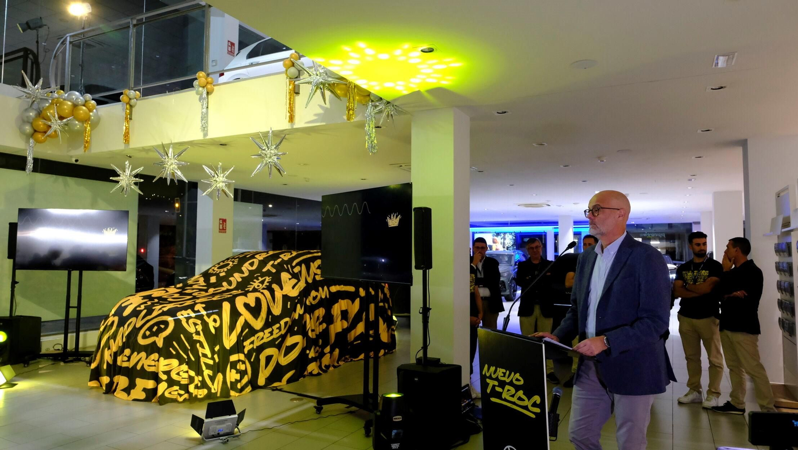 FINANZAS-ECONOMÍA (15894333).jpg