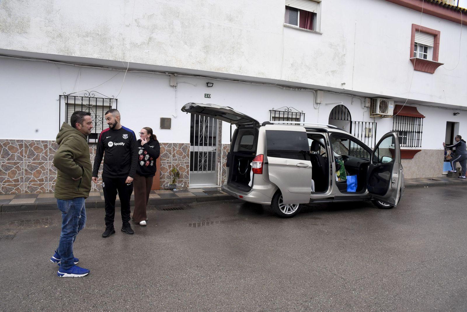Las fotografías de los desalojos en San Roque por la borrasca Leonardo