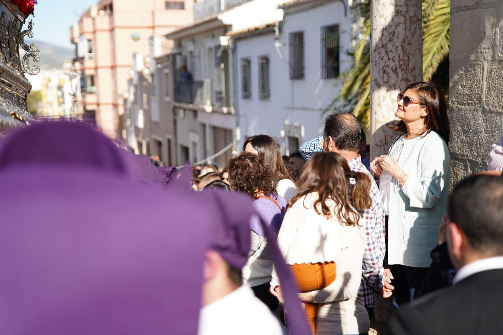 Miércoles Santo en Lucena: La procesión de Nuestro Padre Jesús del Valle y la Amargura, en imágenes