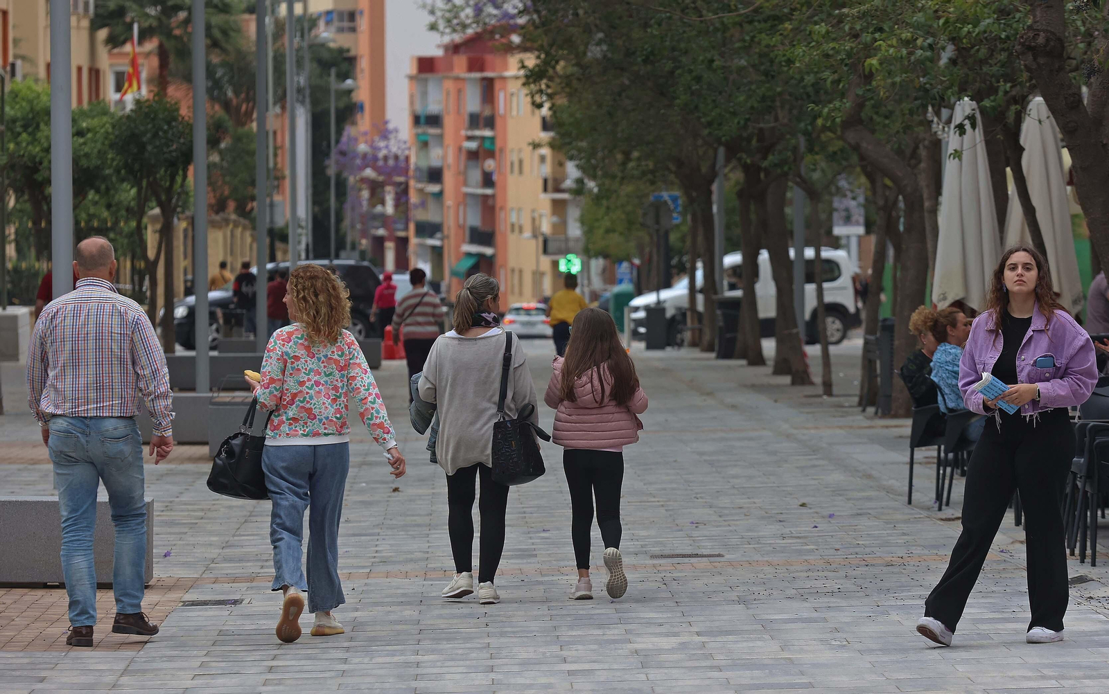 La apertura peatonal de la avenida Capitán Ontañón de Algeciras, en imágenes