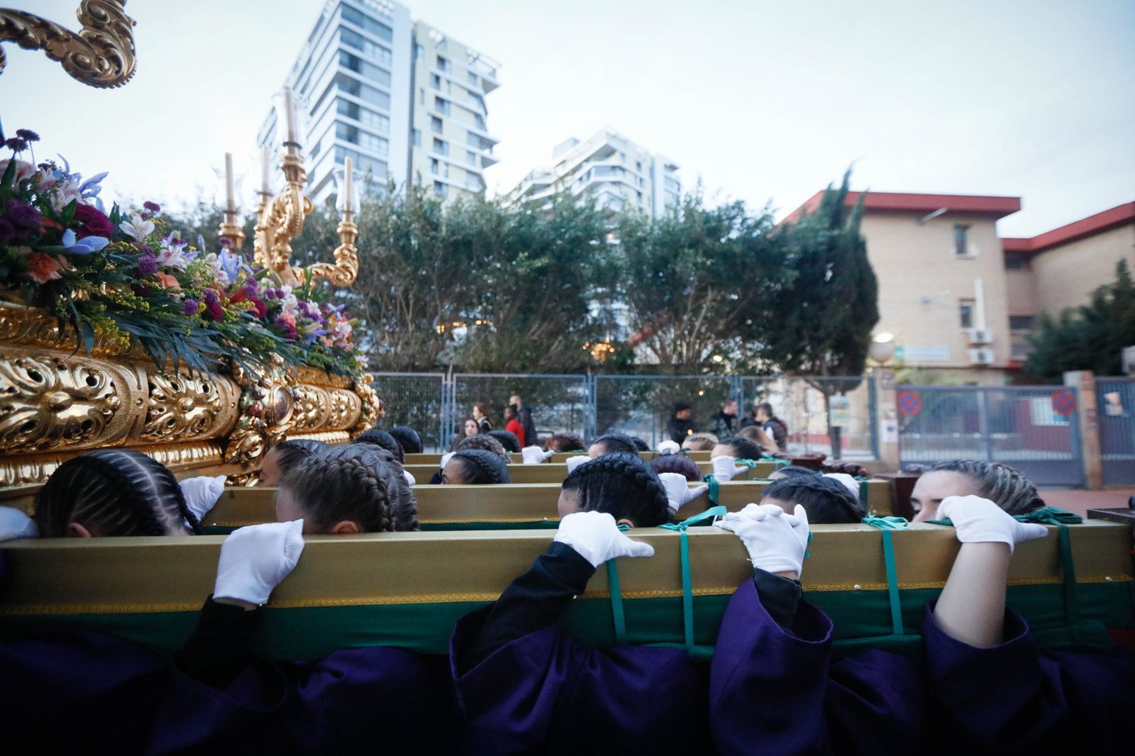 La procesión del Encuentro, en imágenes