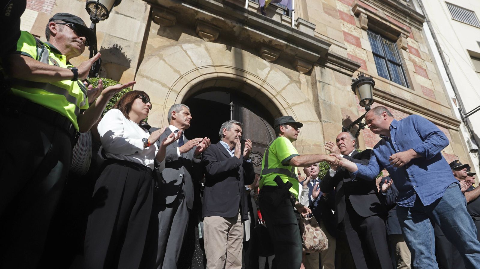 Concentración por la muerte de Fermín Cabezas