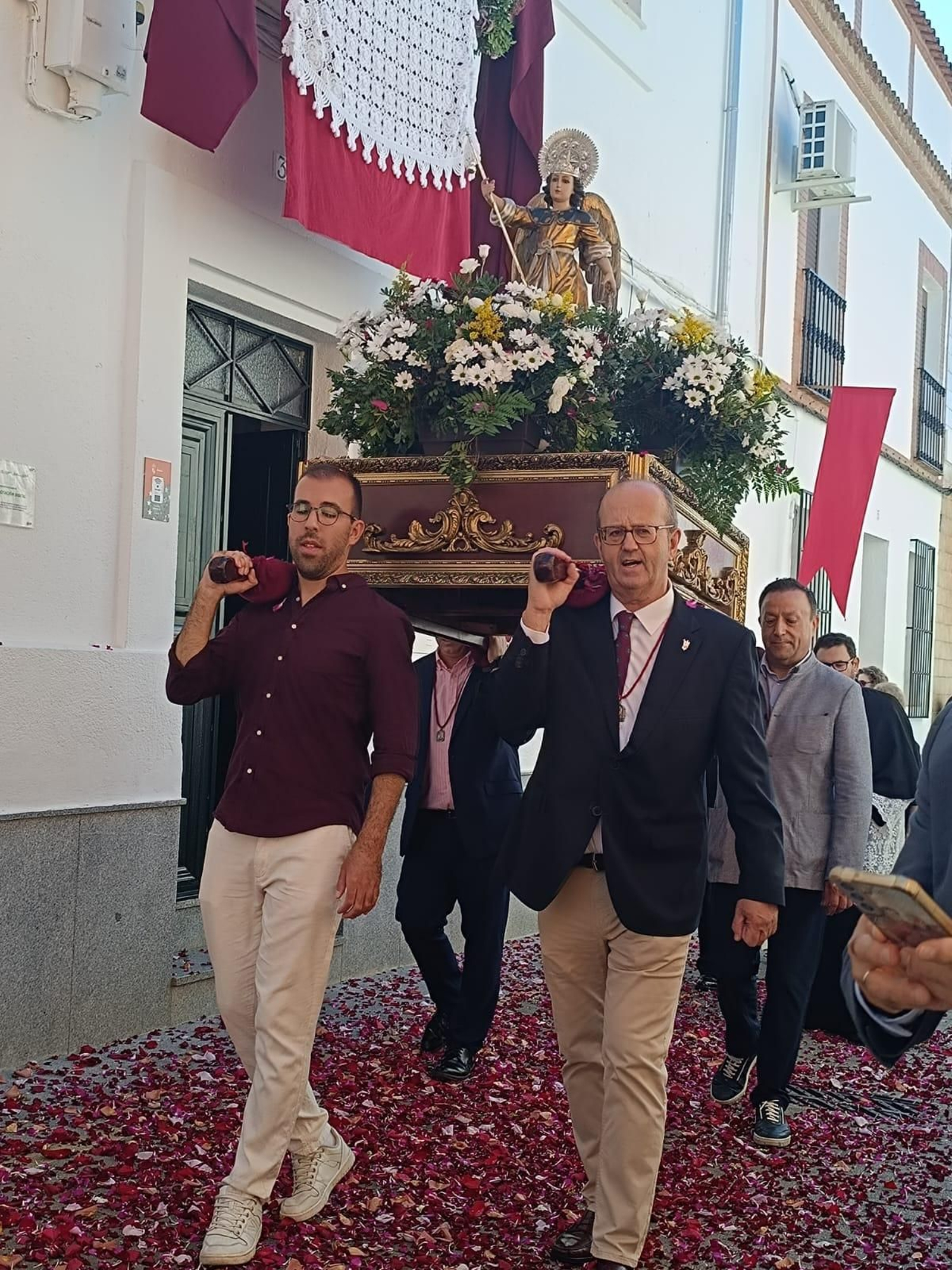 San Rafael recorre las calles de Villaharta