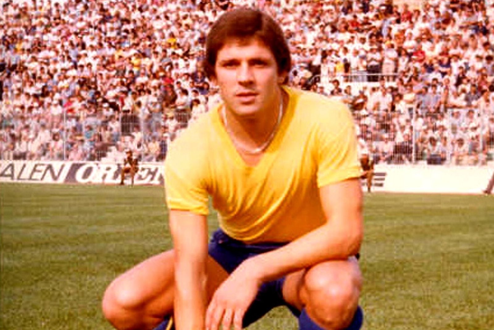 Lobato ganó la Copa del Rey con el Betis y fue traspasado al Cádiz.