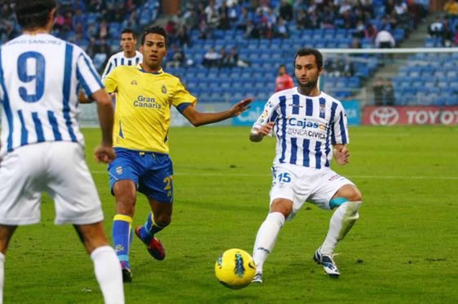 El Recreativo vence en casa a Las Palmas (4-2). / Alberto Domínguez