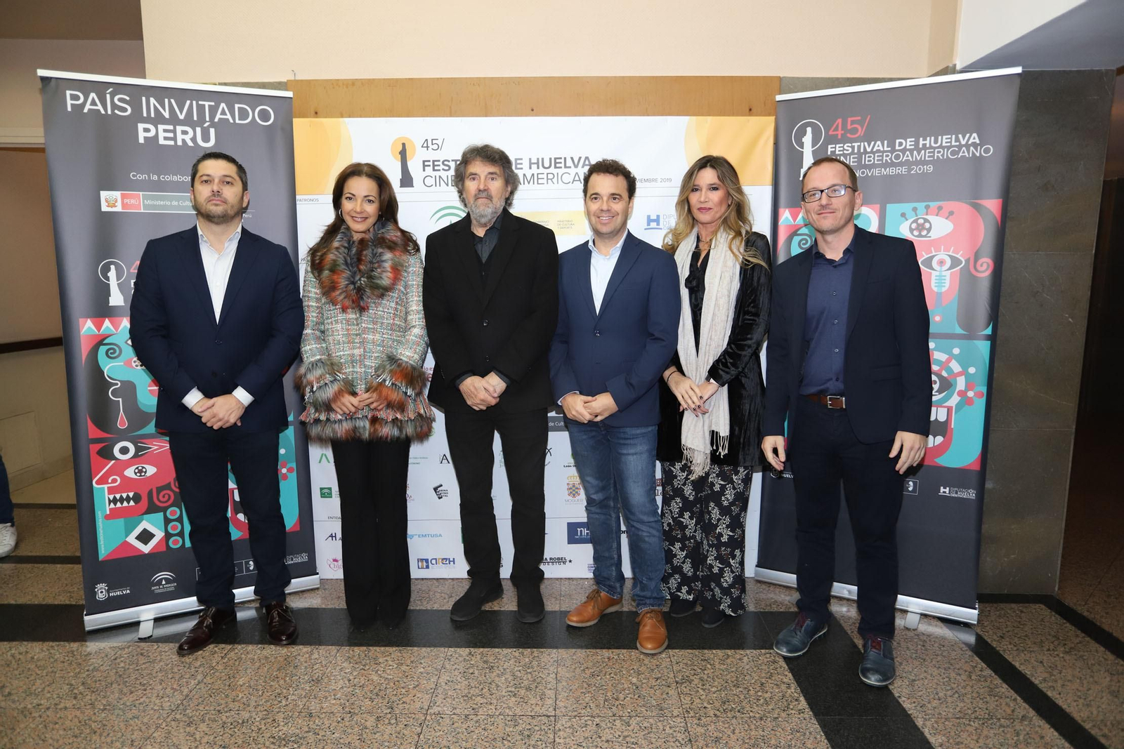 El peruano Francisco J. Lombardi recibe el premio Ciudad de Huelva del Festival de Cine Iberoamericano