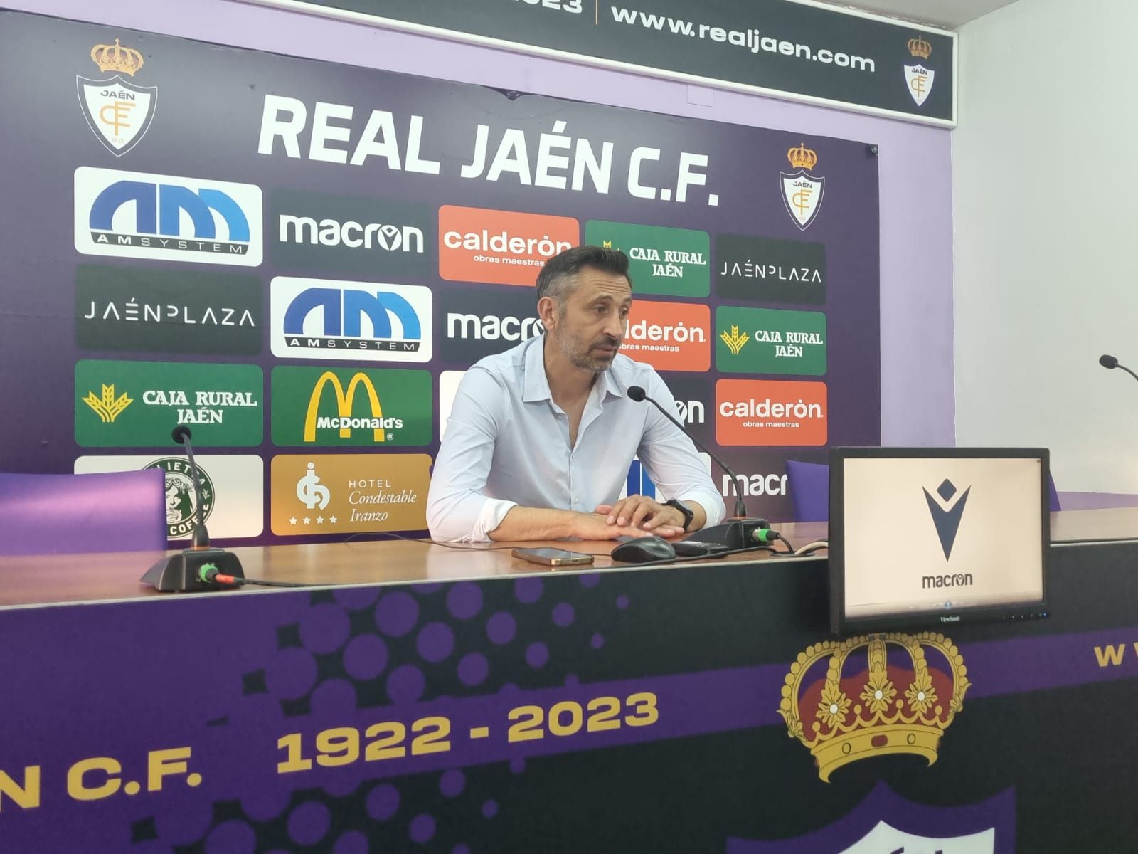 Manolo Herrero, en la rueda de prensa postpartido tras el triunfo ante el Málaga City.